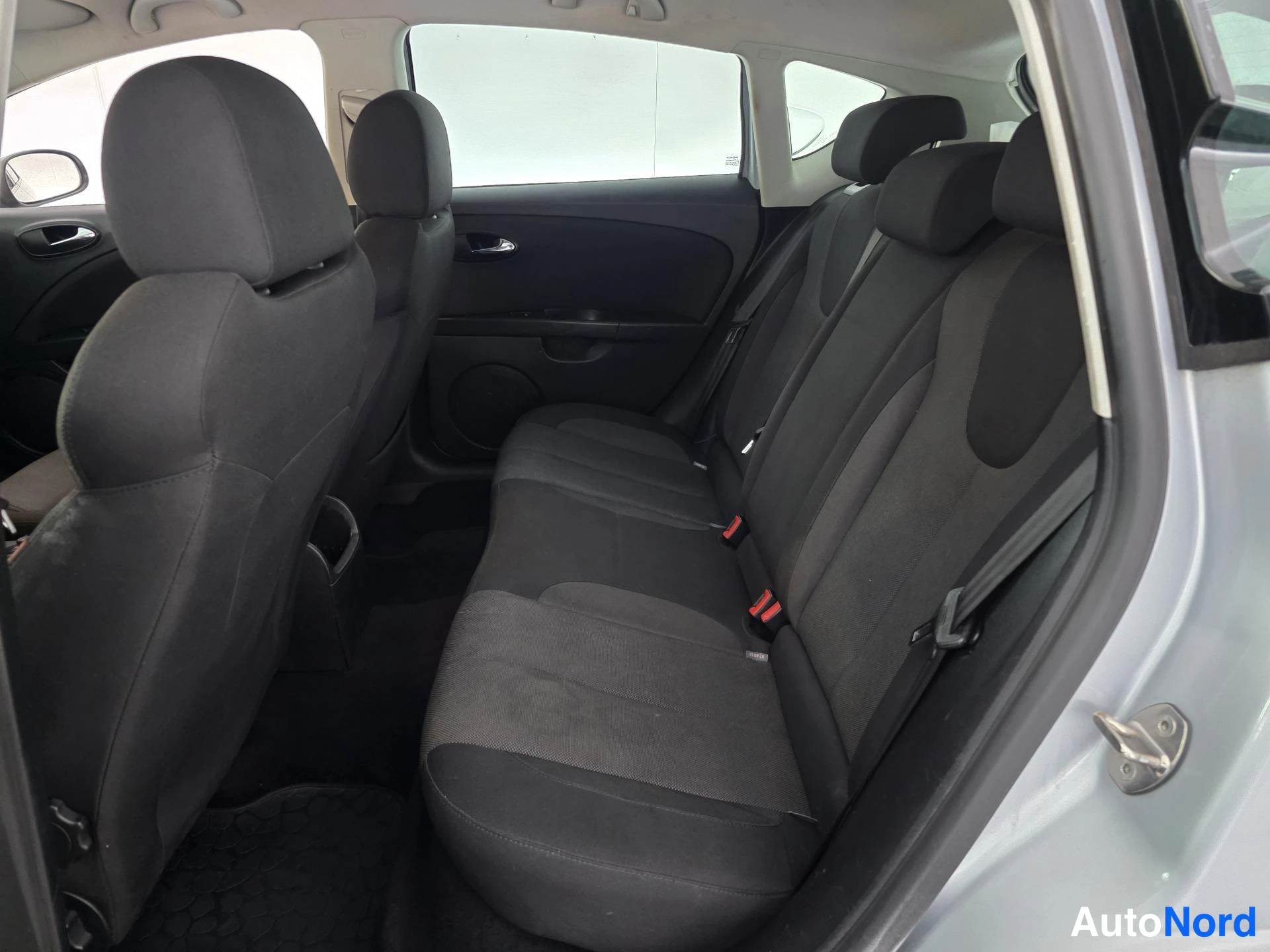 Harmaa Seat Leon 2007, takaistuimet, kuva 14