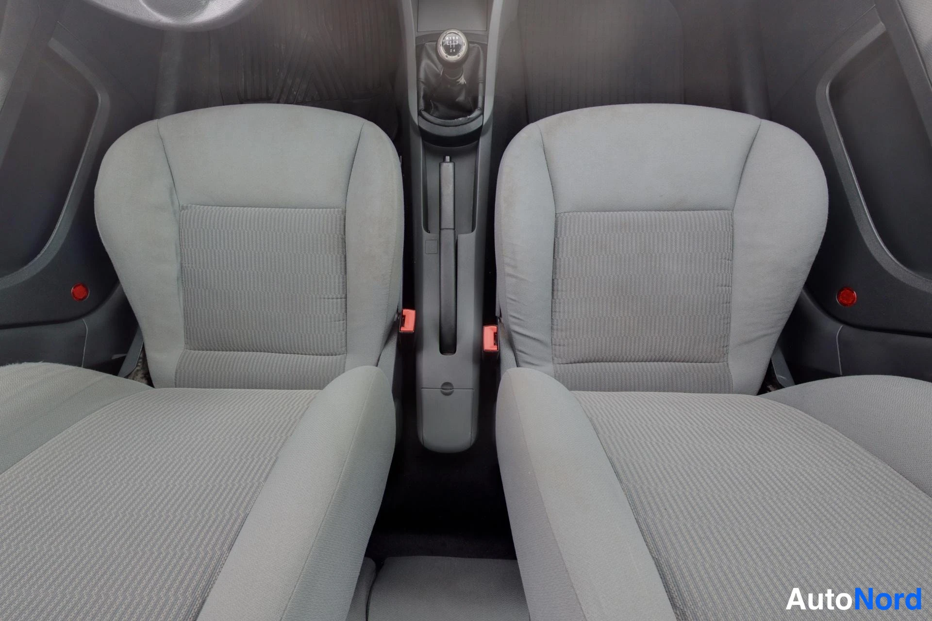 Harmaa Seat Cordoba 2004, etuistuimet, kuva 12