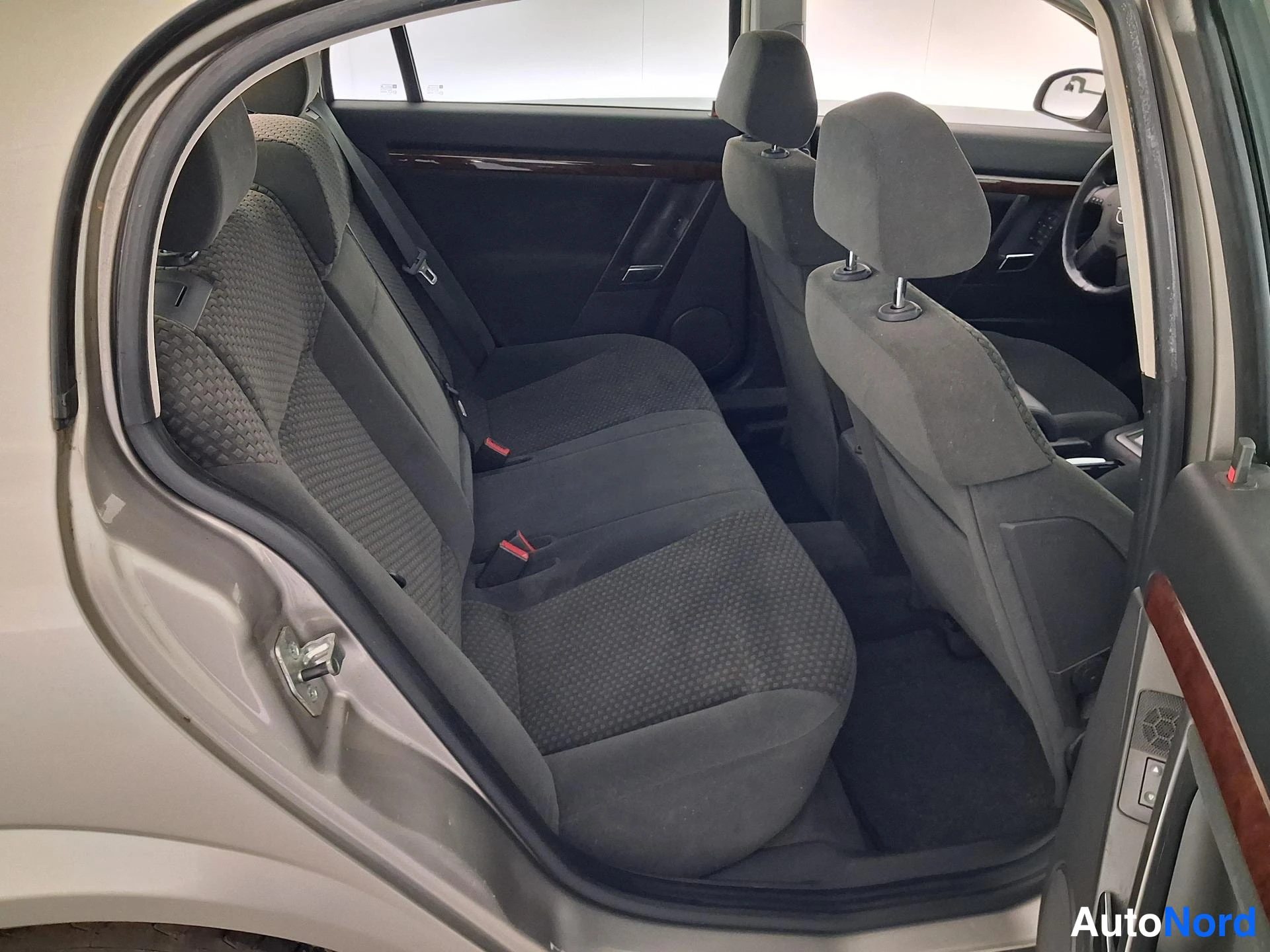 Grå Opel Vectra 2003, baksäten, bild 14