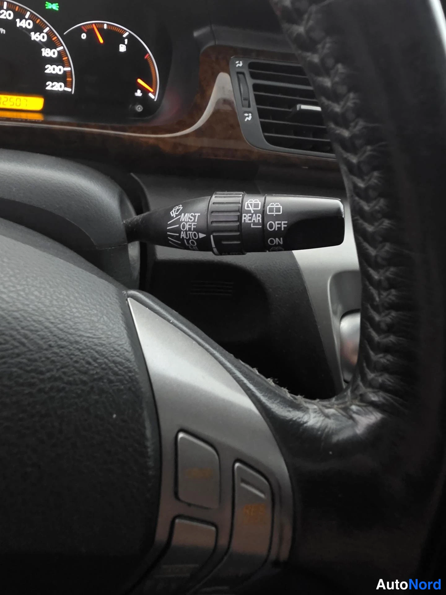 Musta Honda FR-V 2005, yksityiskohta, kuva 19