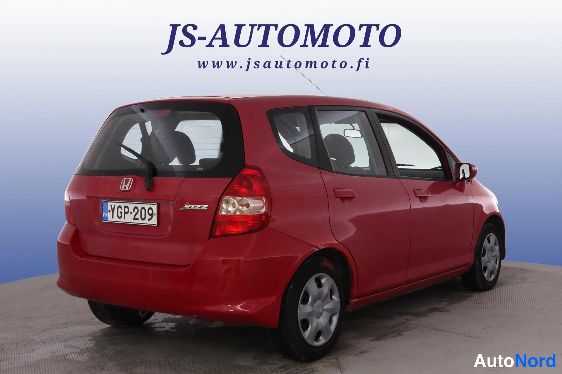 Punainen Honda Jazz 2007, takaviisto, kuva 5