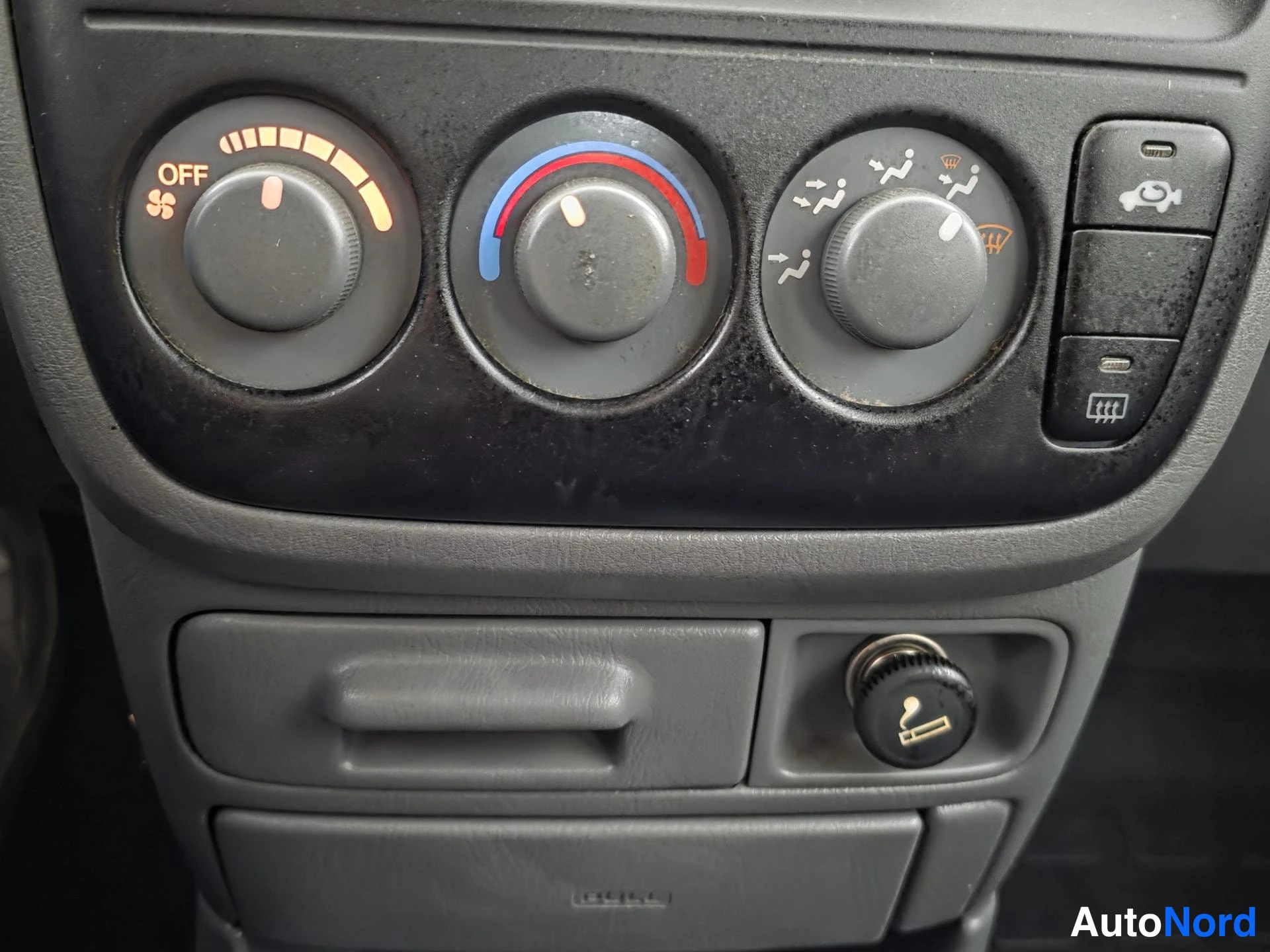 Beige Honda CR-V 1999, detalj, bild 18