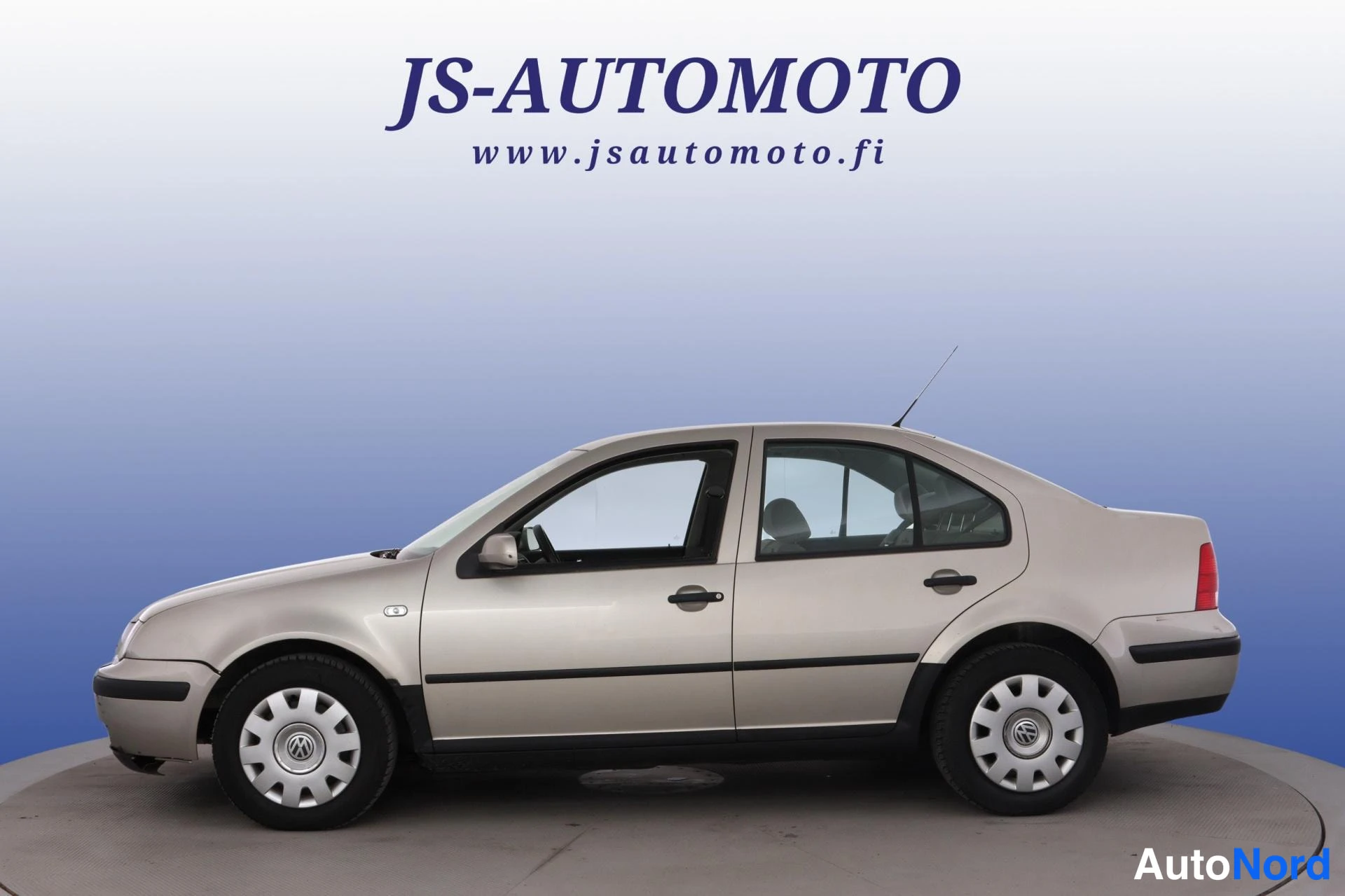 Beige Volkswagen Bora 2004, sivulta, kuva 4