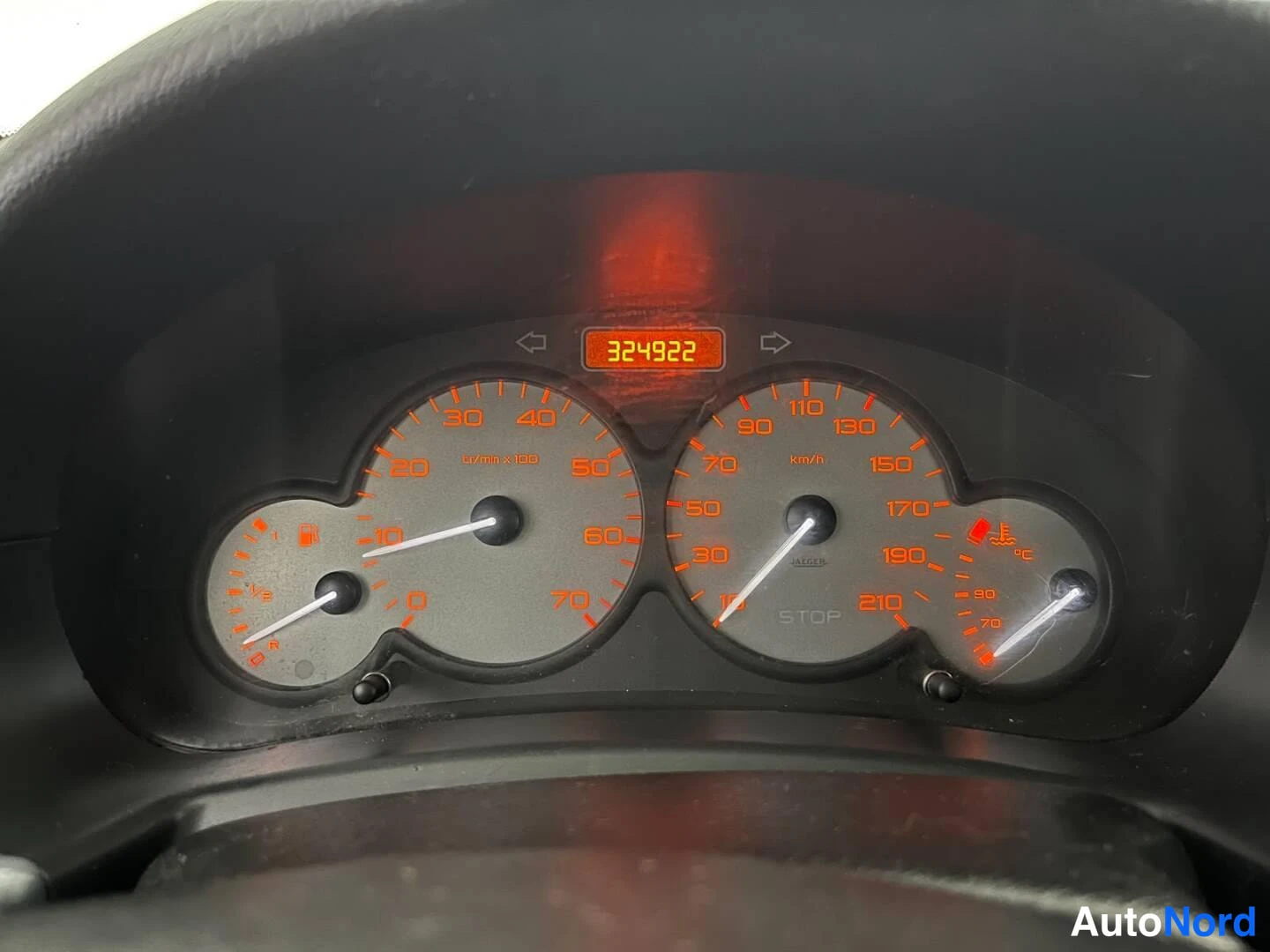 Harmaa Citroen Berlingo 2006, yksityiskohta, kuva 13