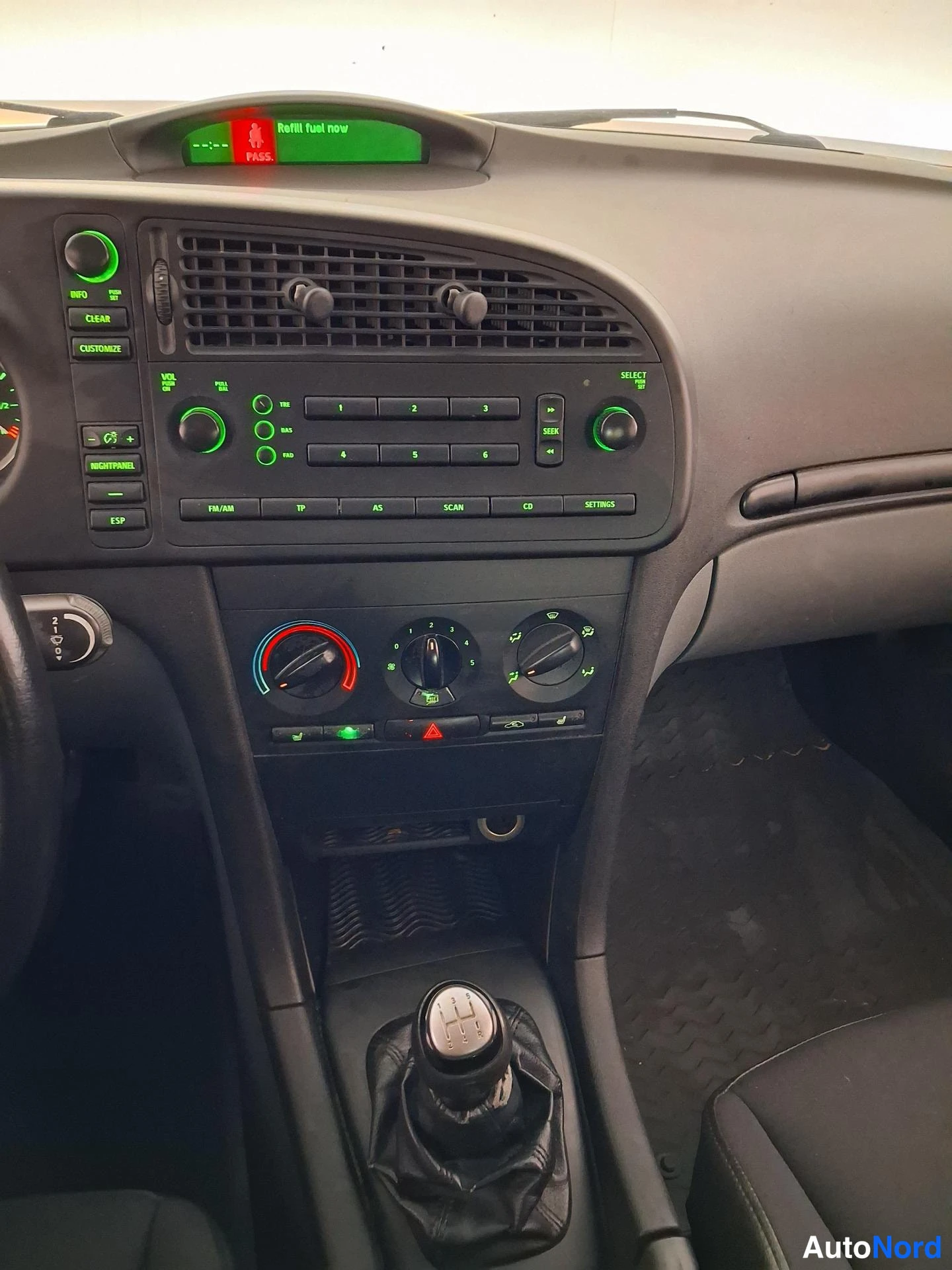 Grey Saab 9-3 2005, cockpit, photo 9