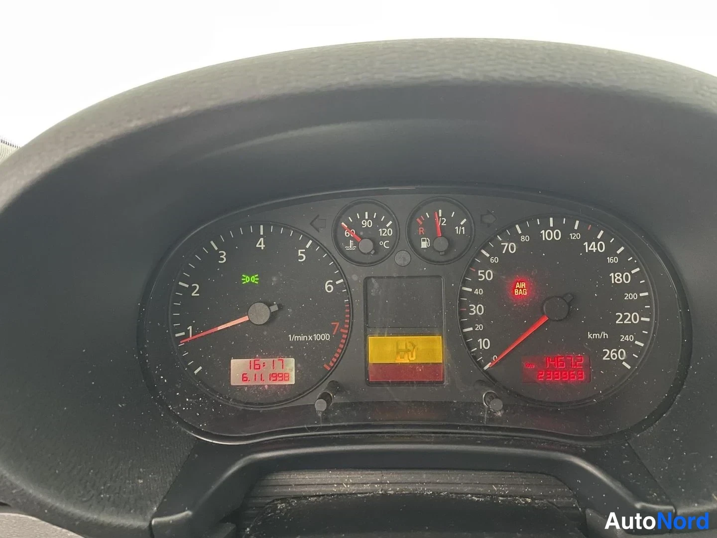 Harmaa Audi A3 2000, yksityiskohta, kuva 15