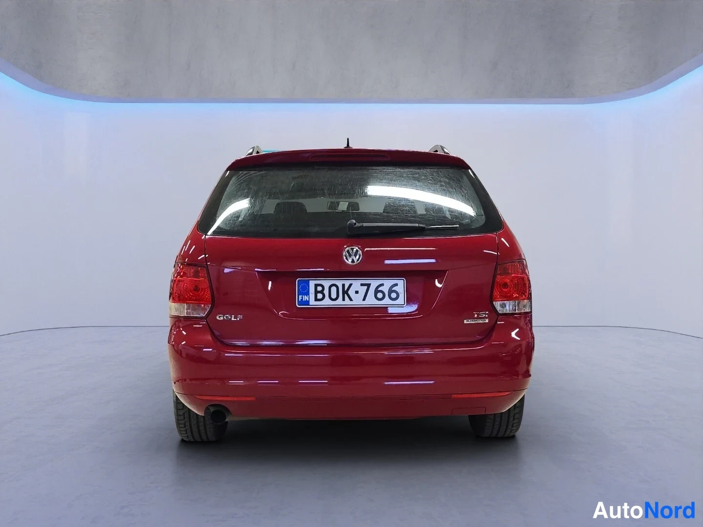 Punainen Volkswagen Golf Variant 2011, takaa, kuva 8