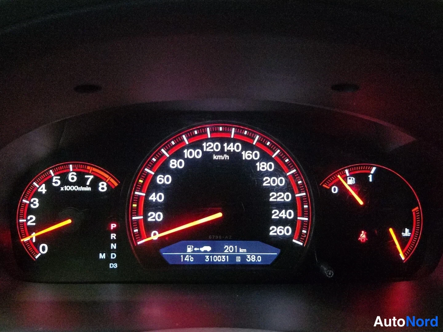 Musta Honda Accord Tourer 2006, yksityiskohta, kuva 15