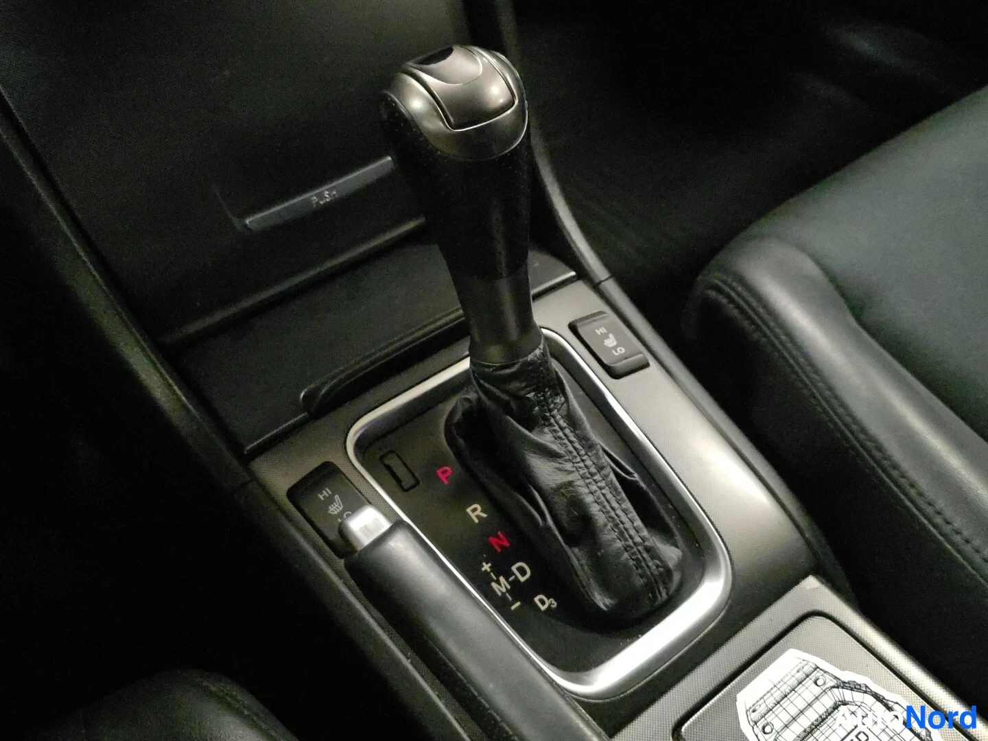 Musta Honda Accord Tourer 2006, yksityiskohta, kuva 16