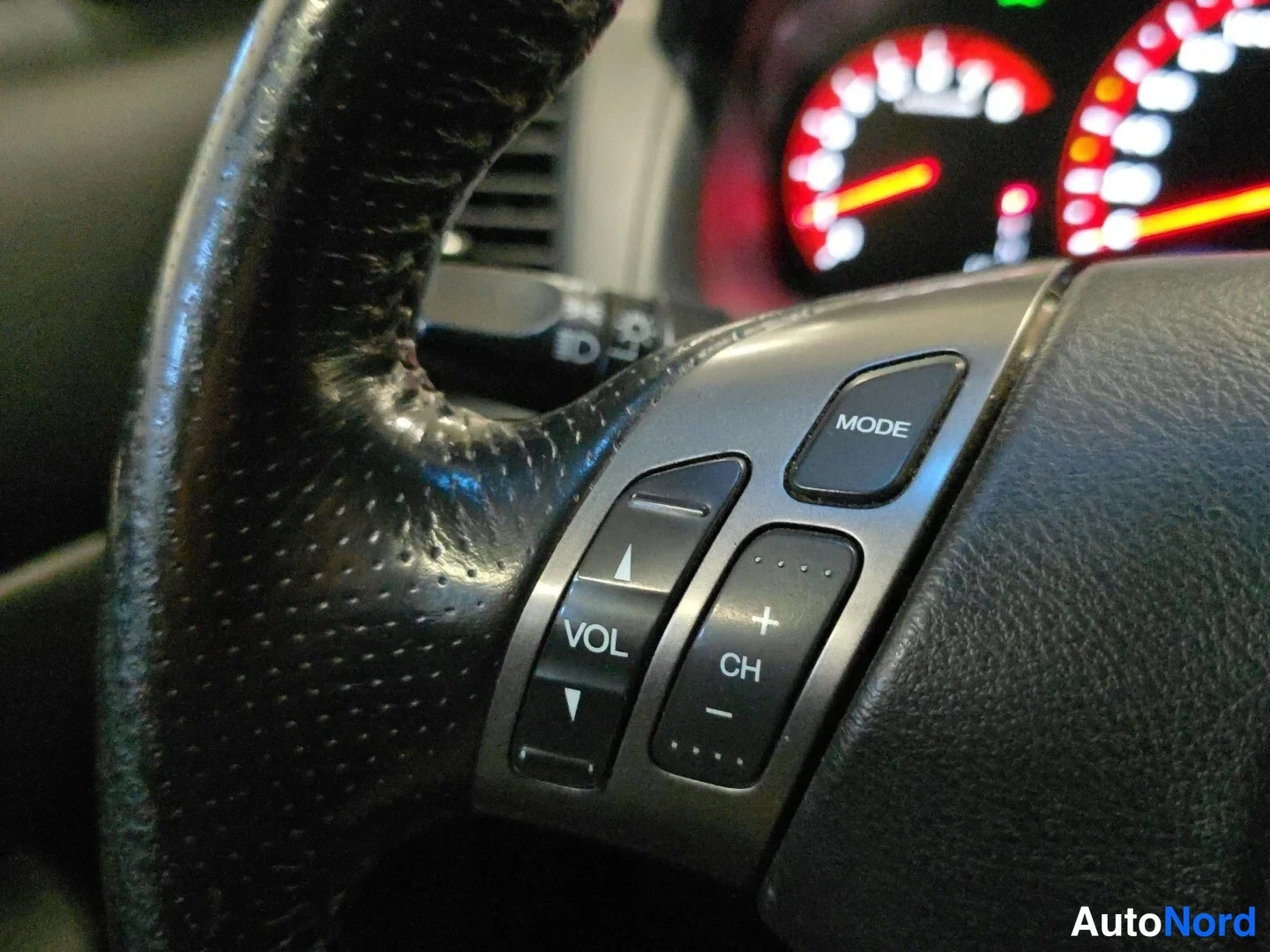 Musta Honda Accord Tourer 2006, yksityiskohta, kuva 19