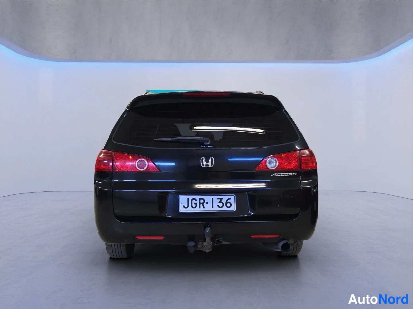 Musta Honda Accord Tourer 2006, takaa, kuva 8