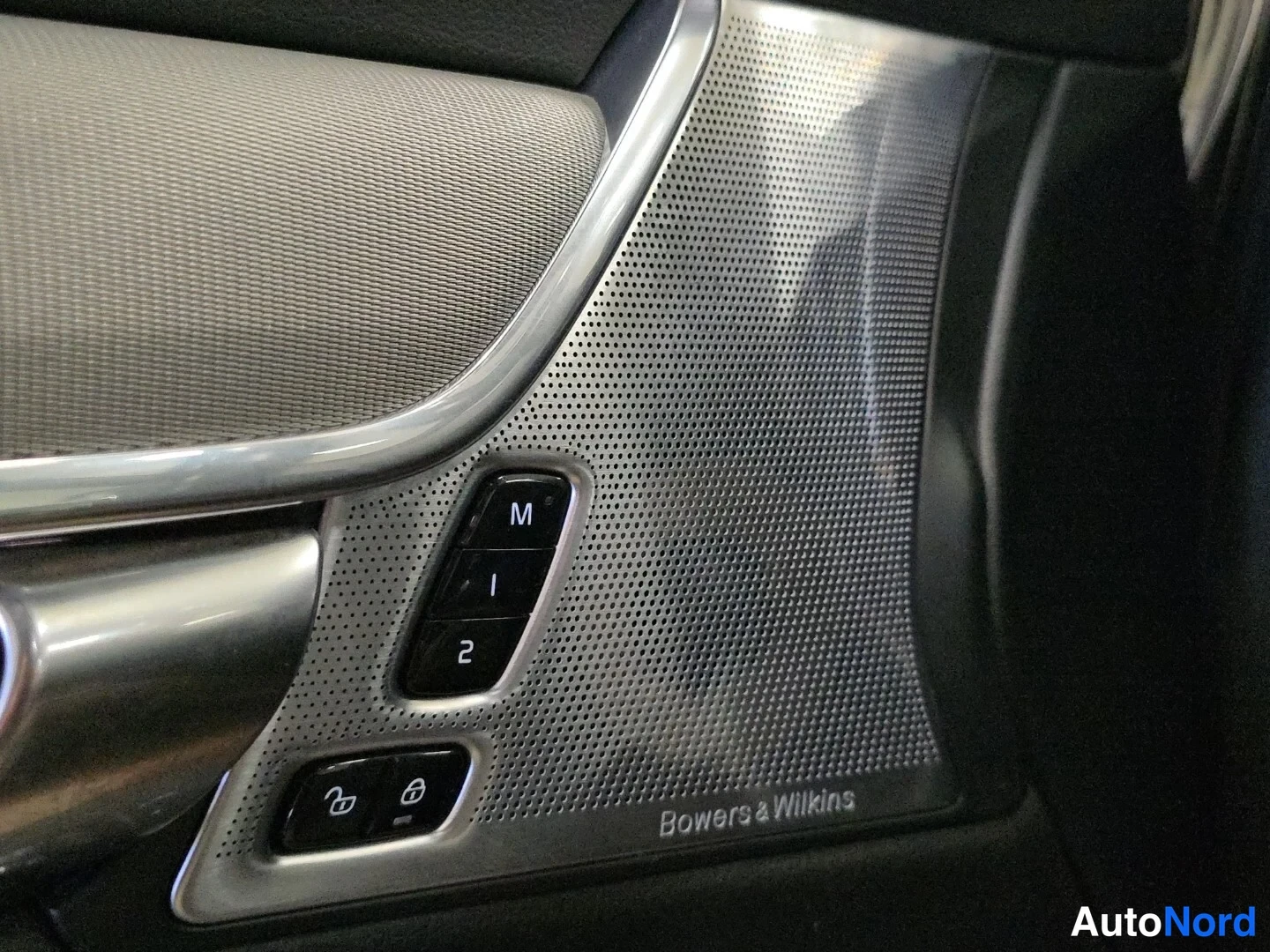 Grey Volvo V90 2020, detail, photo 21