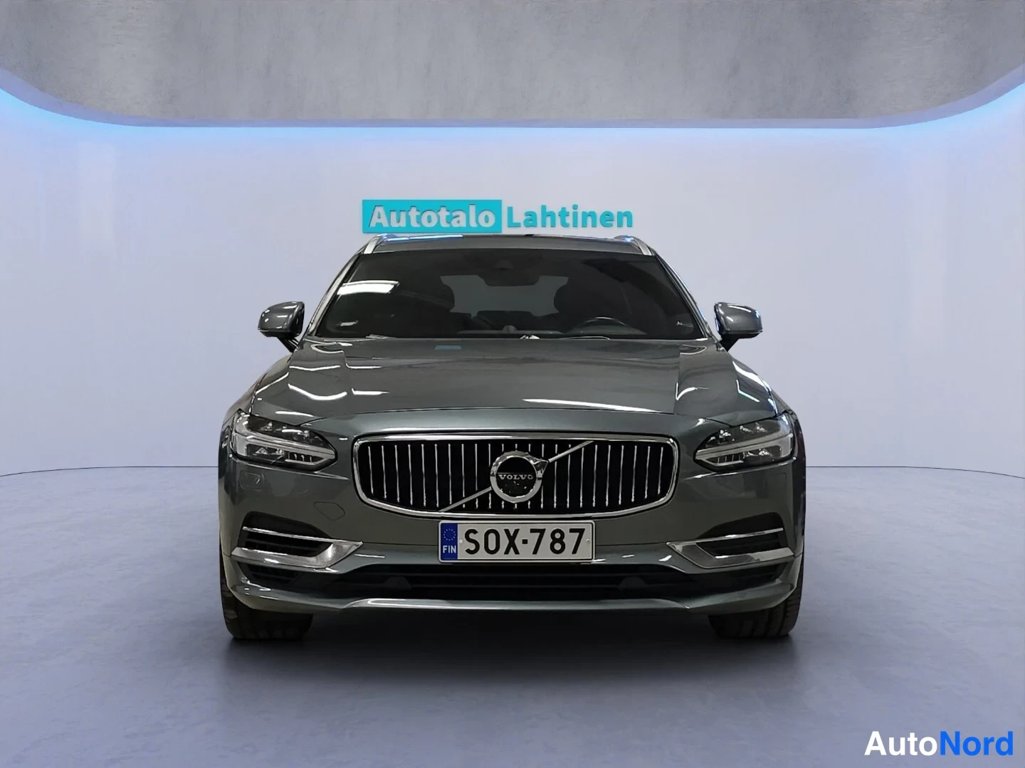 Grey Volvo V90 2020, front, photo 3
