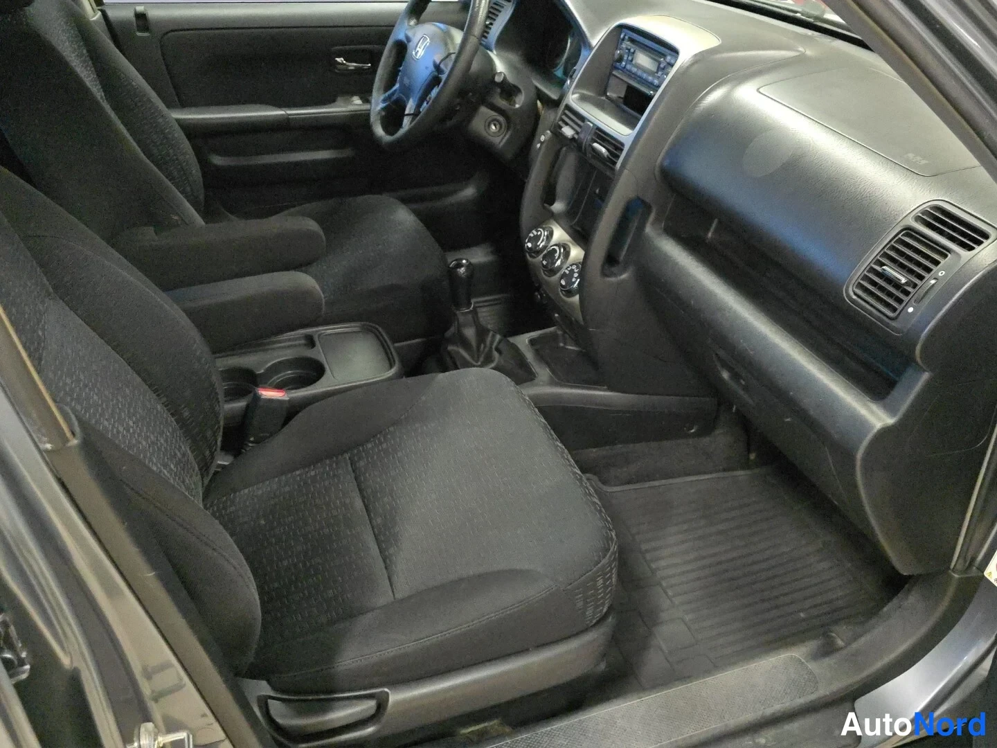 Harmaa Honda CR-V 2005, ohjaamo, kuva 11