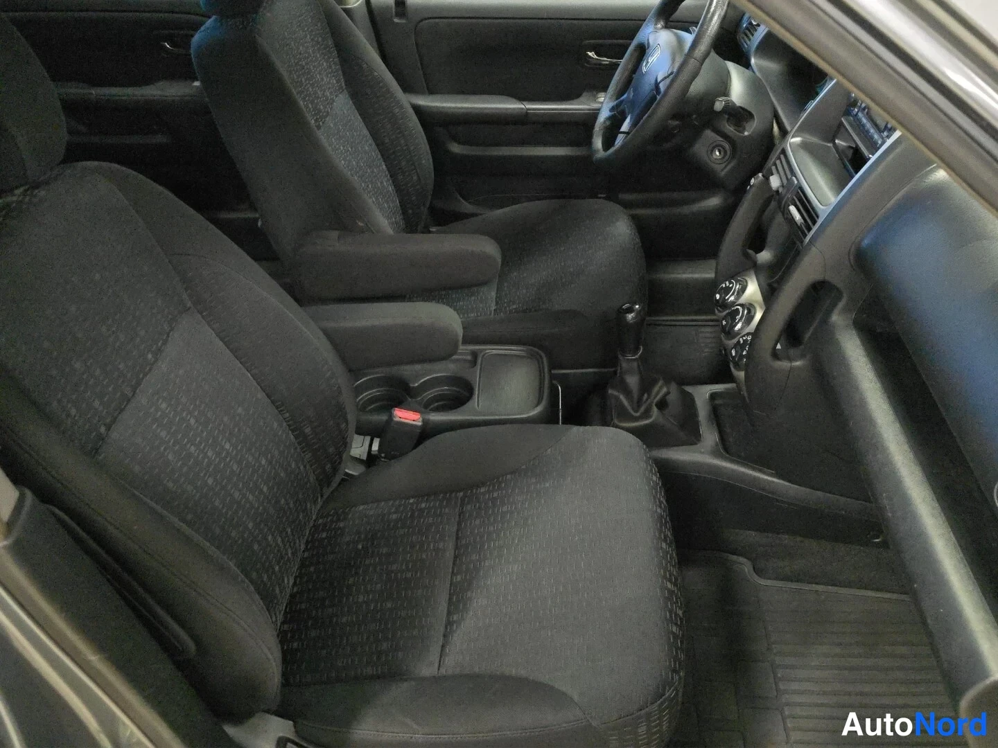 Harmaa Honda CR-V 2005, etuistuimet, kuva 12