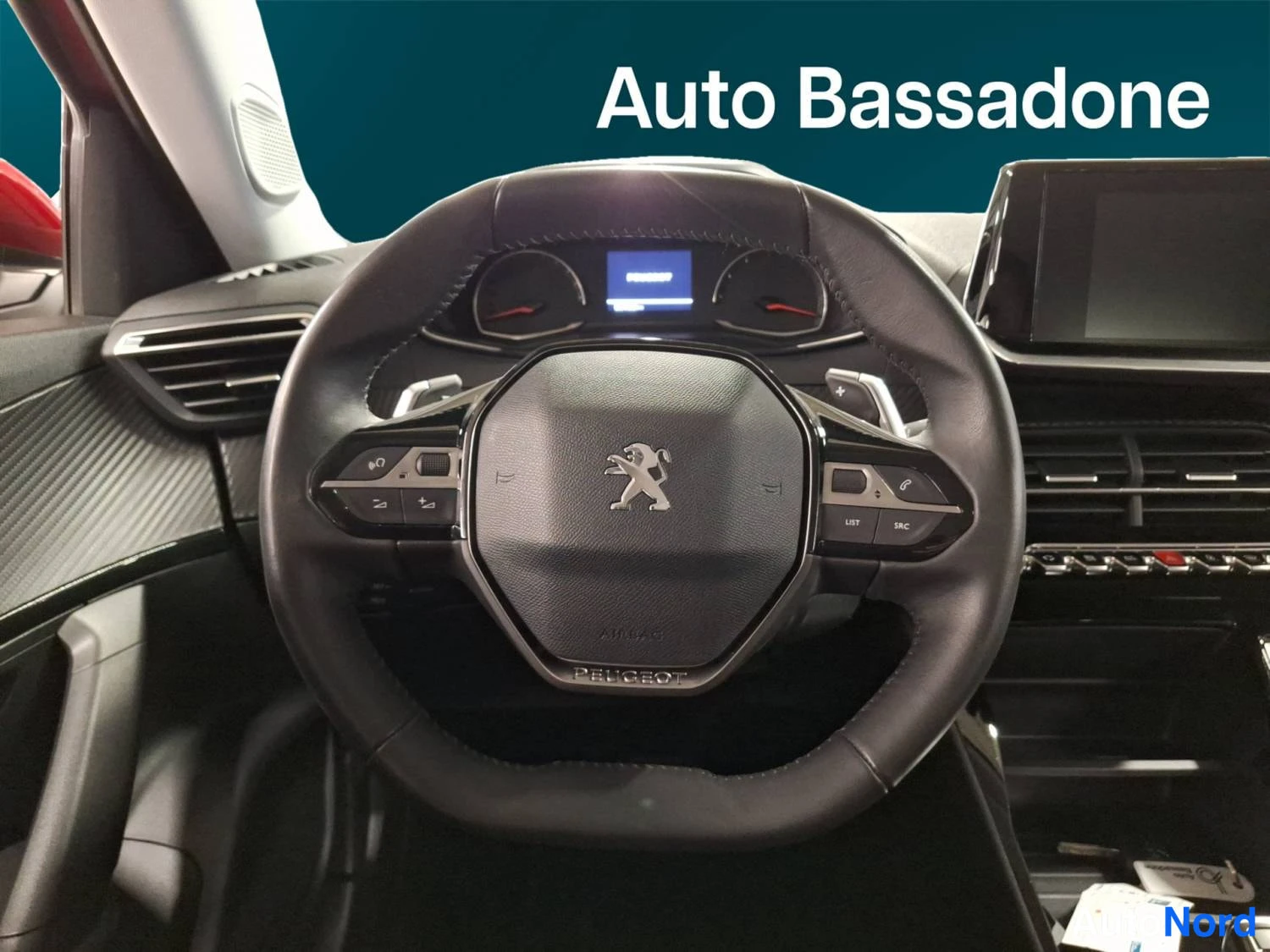 Punainen Peugeot 2008 2021, yksityiskohta, kuva 26