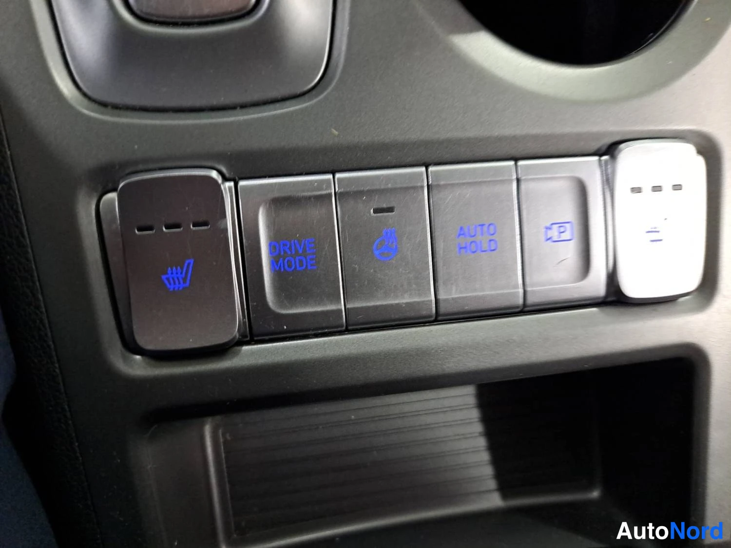 Musta Hyundai Kona electric 2021, yksityiskohta, kuva 22