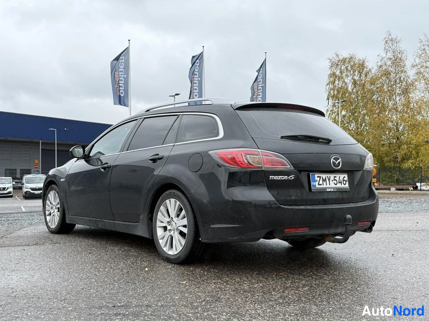 Musta Mazda 6 2009, takaviisto, kuva 3