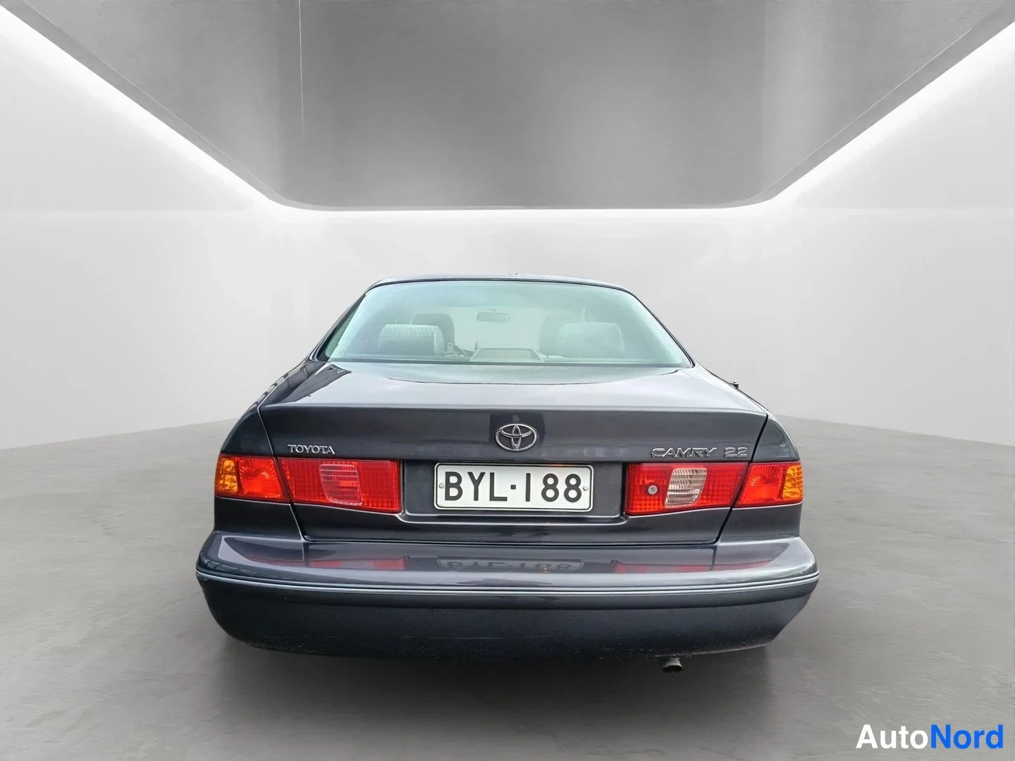 Harmaa Toyota Camry 2001, takaa, kuva 8