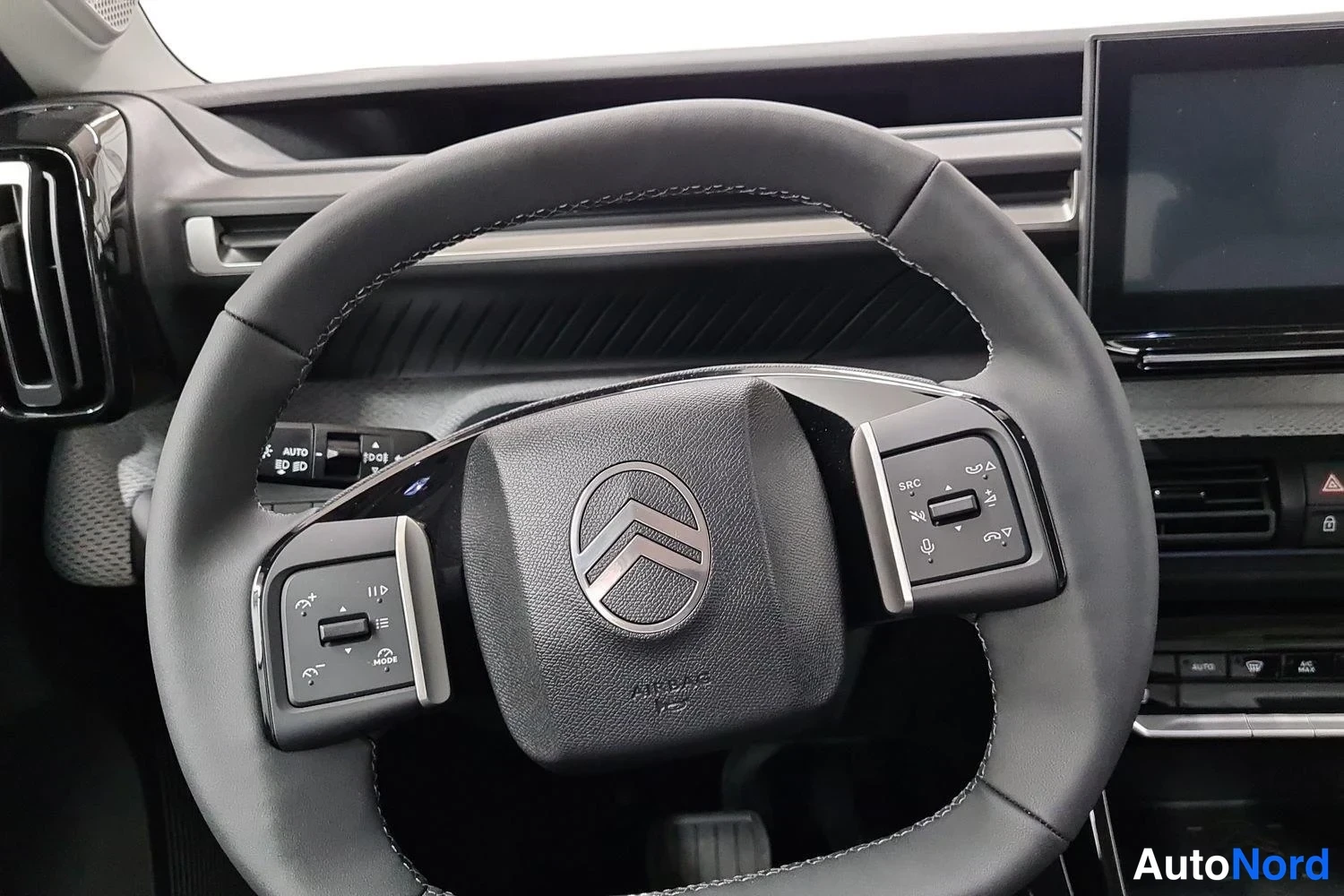 Valkoinen Citroen C3 Aircross 2026, yksityiskohta, kuva 12