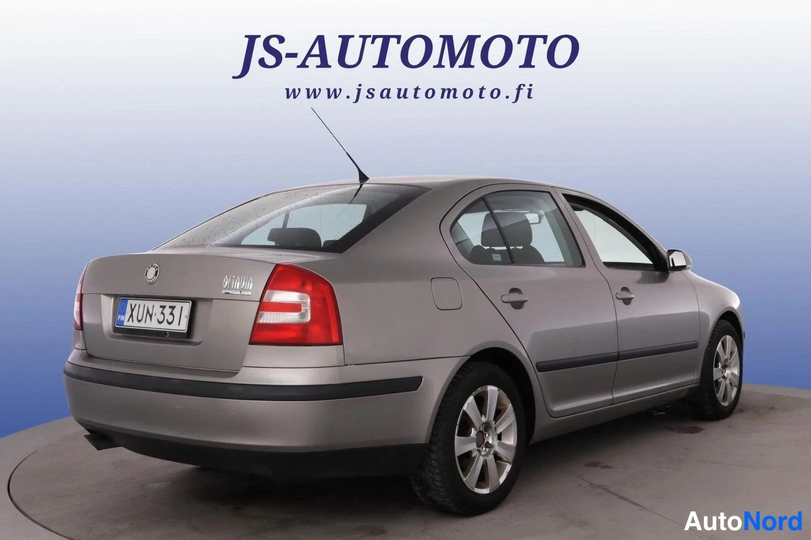 Beige Skoda Octavia 2008, takaviisto, kuva 5