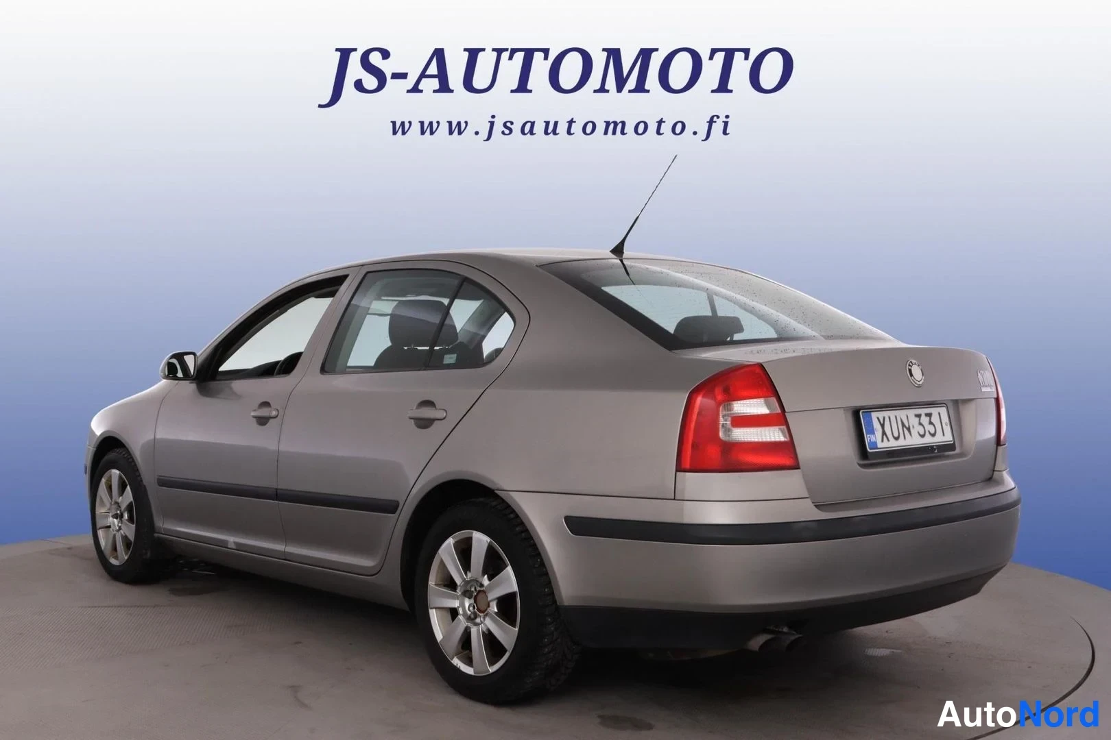 Beige Skoda Octavia 2008, takaviisto, kuva 6