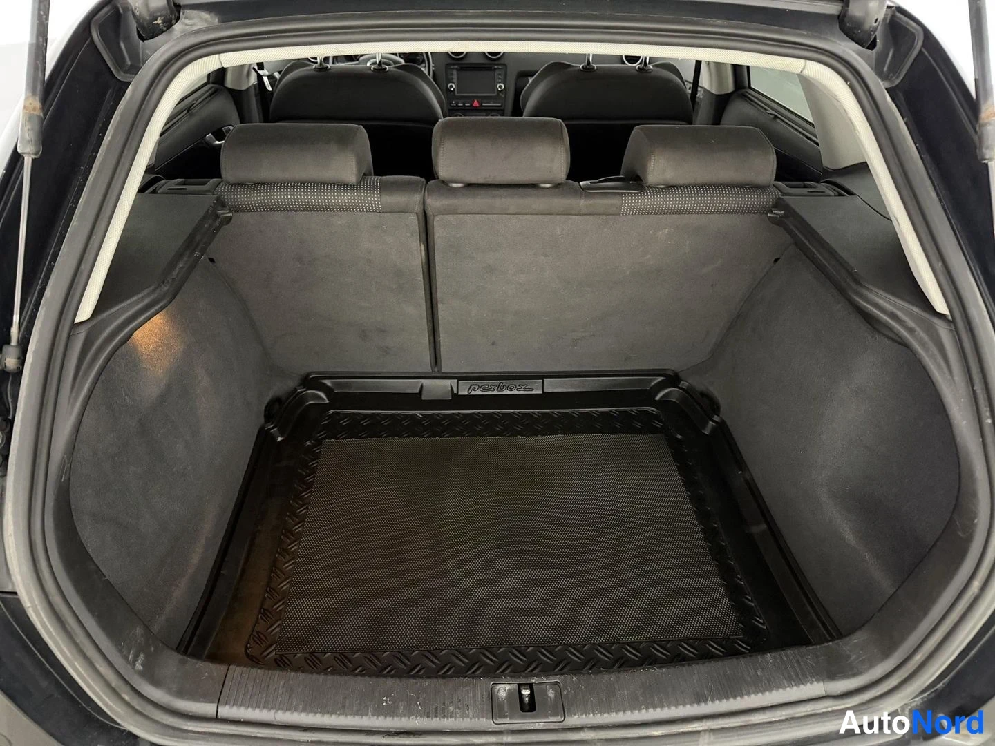 Svart Audi A3 Sportback 2008, bagageutrymme, bild 14
