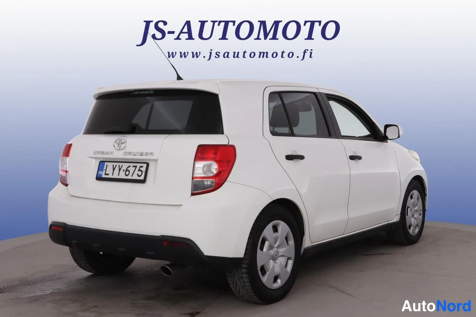 Valkoinen Toyota Urban Cruiser 2010, takaviisto, kuva 5