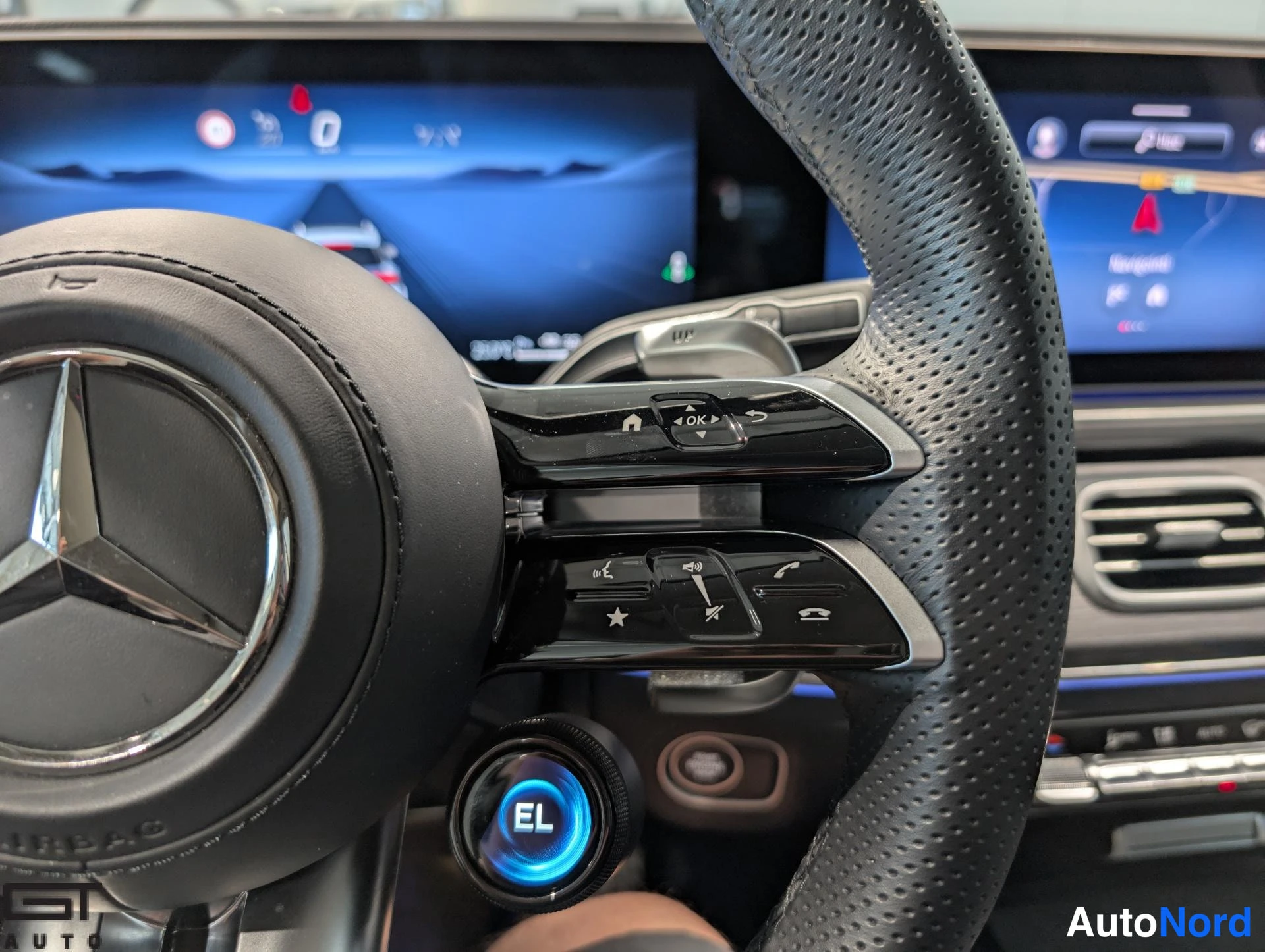 Grey Mercedes-Benz GLE 53 2024, detail, photo 37