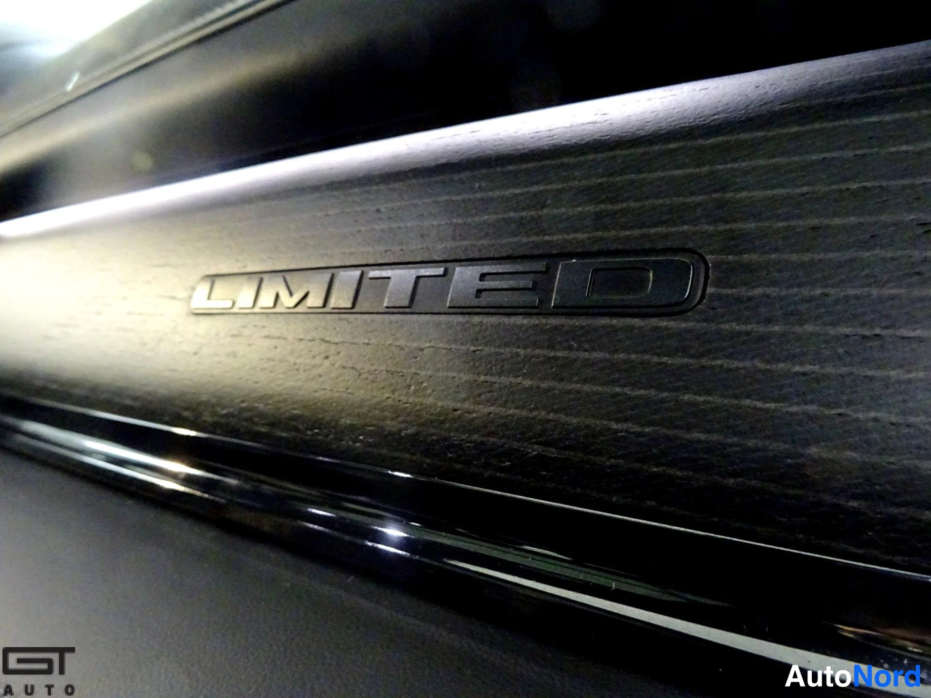 Valkoinen Dodge Ram 2023, yksityiskohta, kuva 29