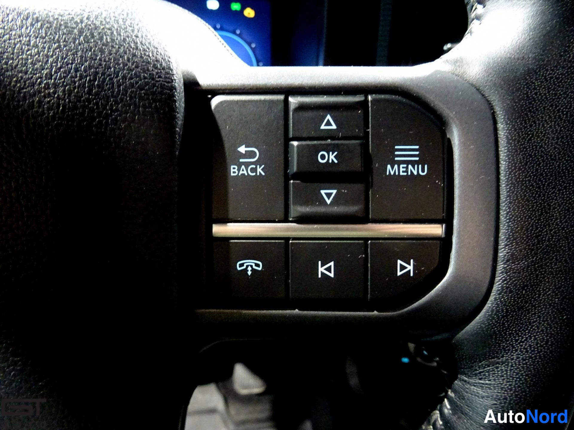 Musta Ford F-150 2023, yksityiskohta, kuva 23