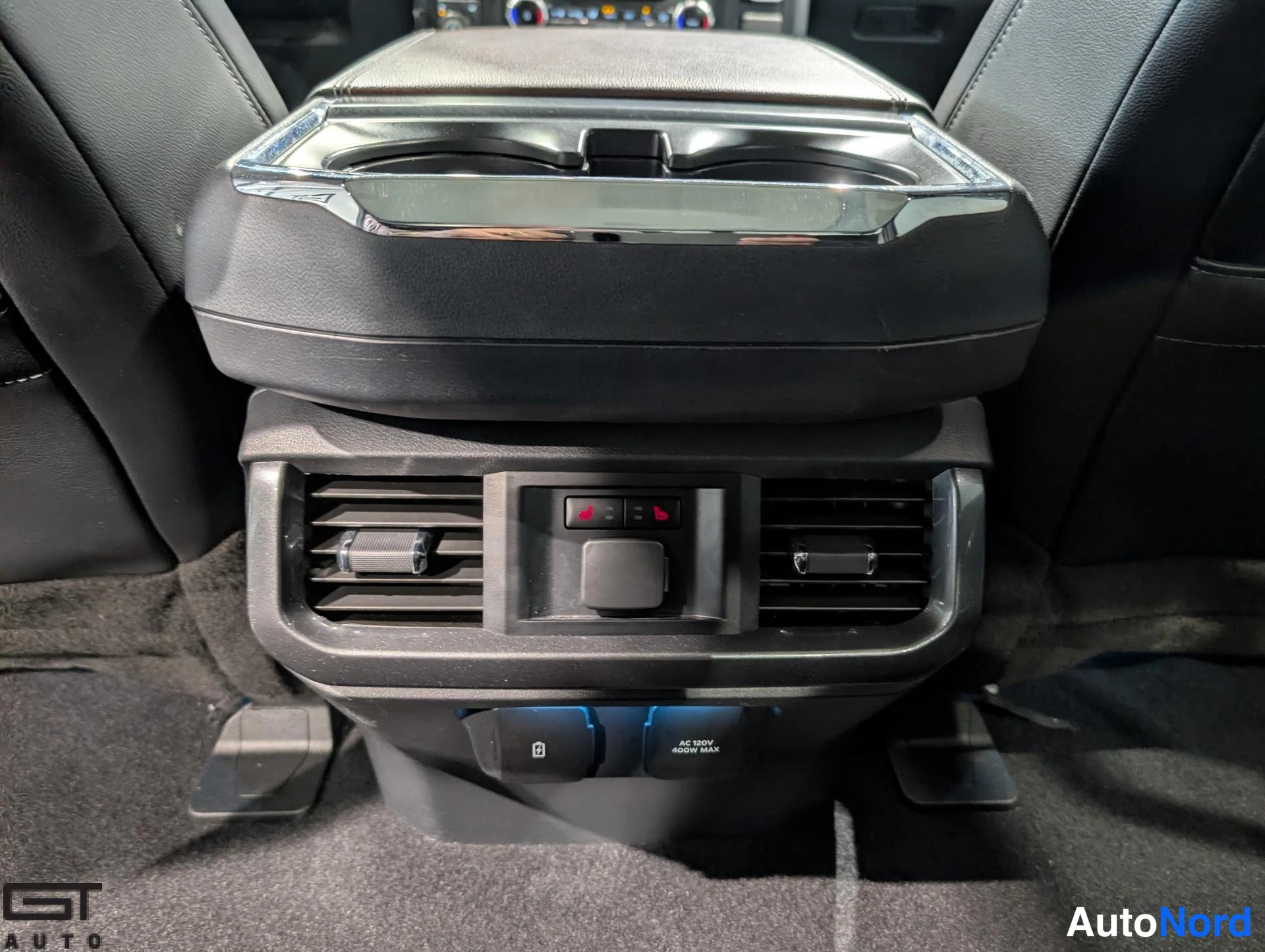 Black Ford F-150 2023, detail, photo 26