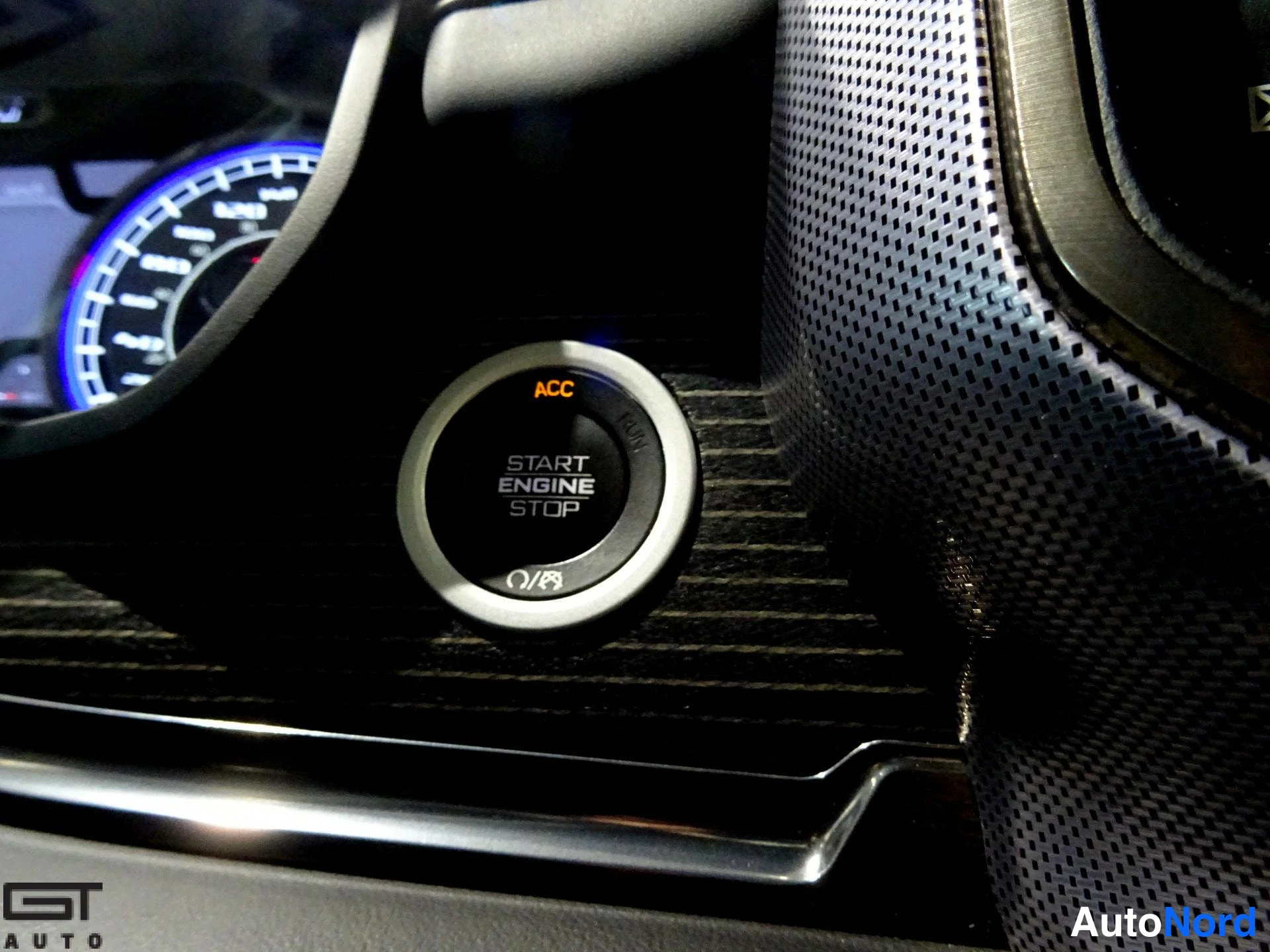 Black Dodge Ram 2021, detail, photo 29