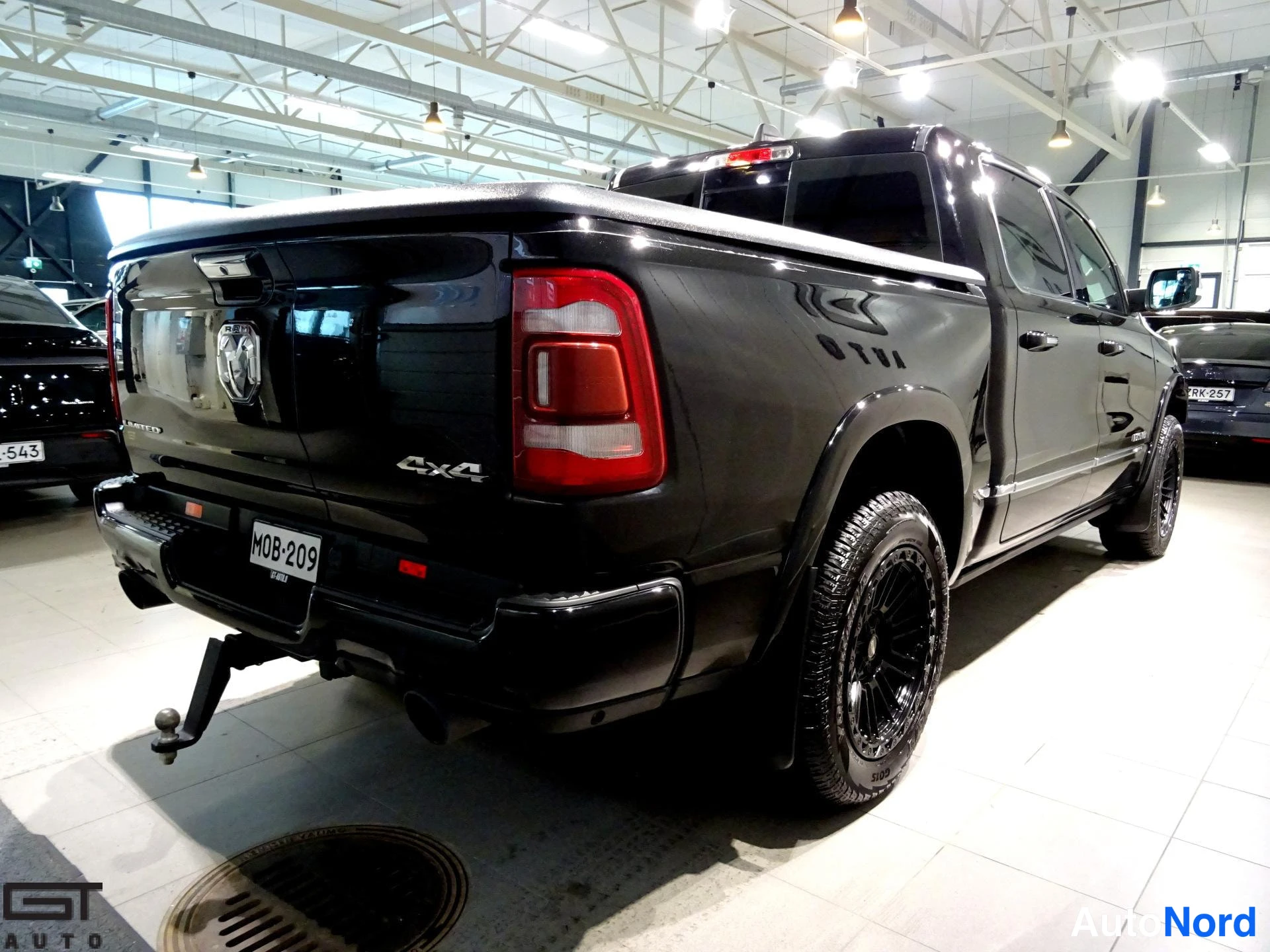Black Dodge Ram 2021, rear three-quarter, photo 6