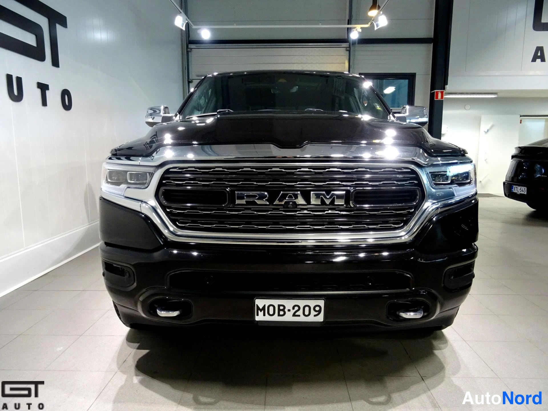 Black Dodge Ram 2021, front, photo 5