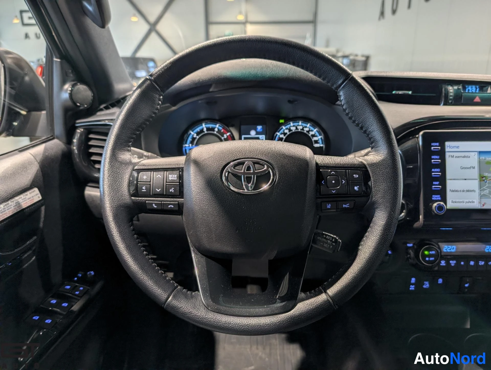 Beige Toyota Hilux 2023, yksityiskohta, kuva 16