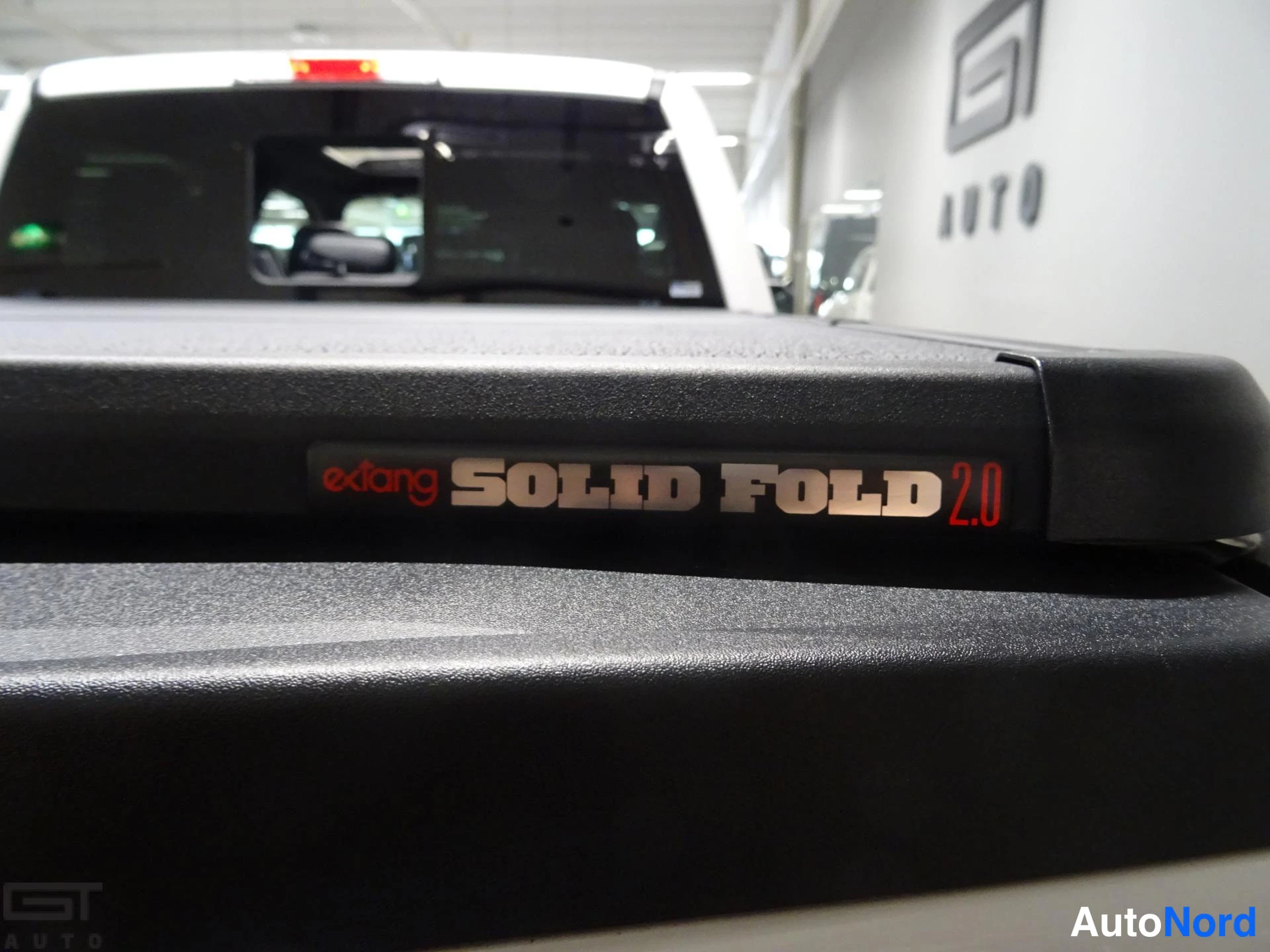 Valkoinen Ford F-150 2016, yksityiskohta, kuva 28