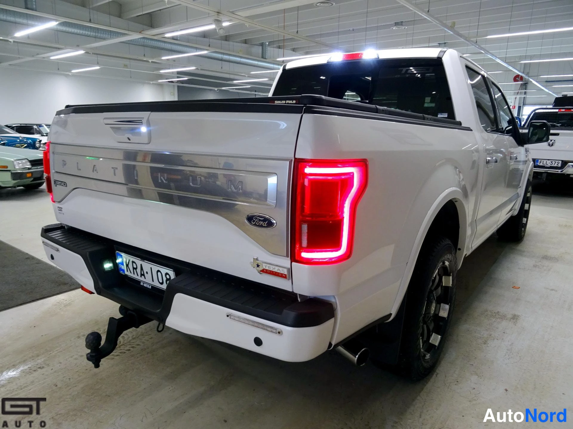 Valkoinen Ford F-150 2016, takaviisto, kuva 7