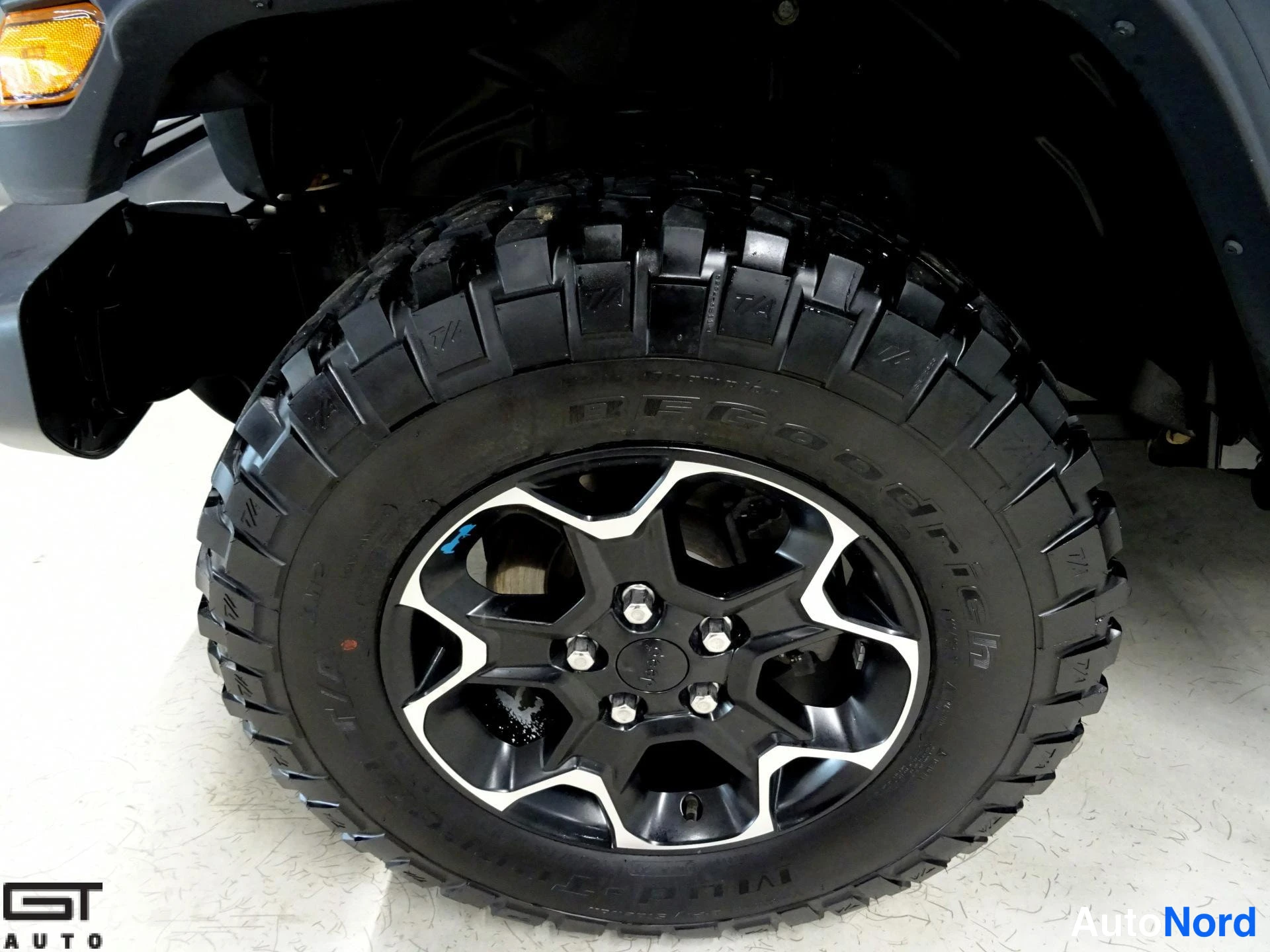 Harmaa Jeep Wrangler 2022, yksityiskohta, kuva 25