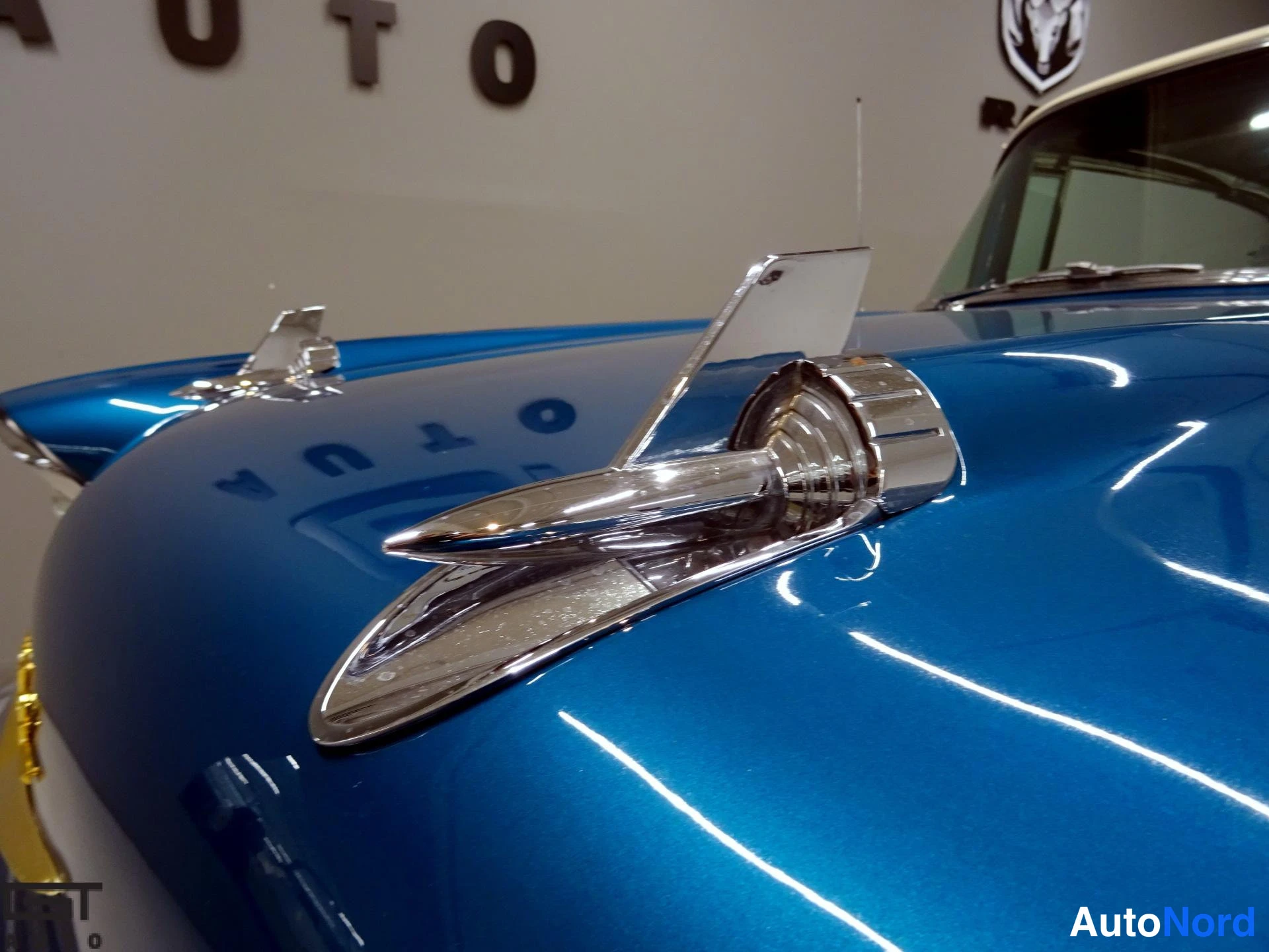 Sininen Chevrolet Bel Air 1957, yksityiskohta, kuva 25
