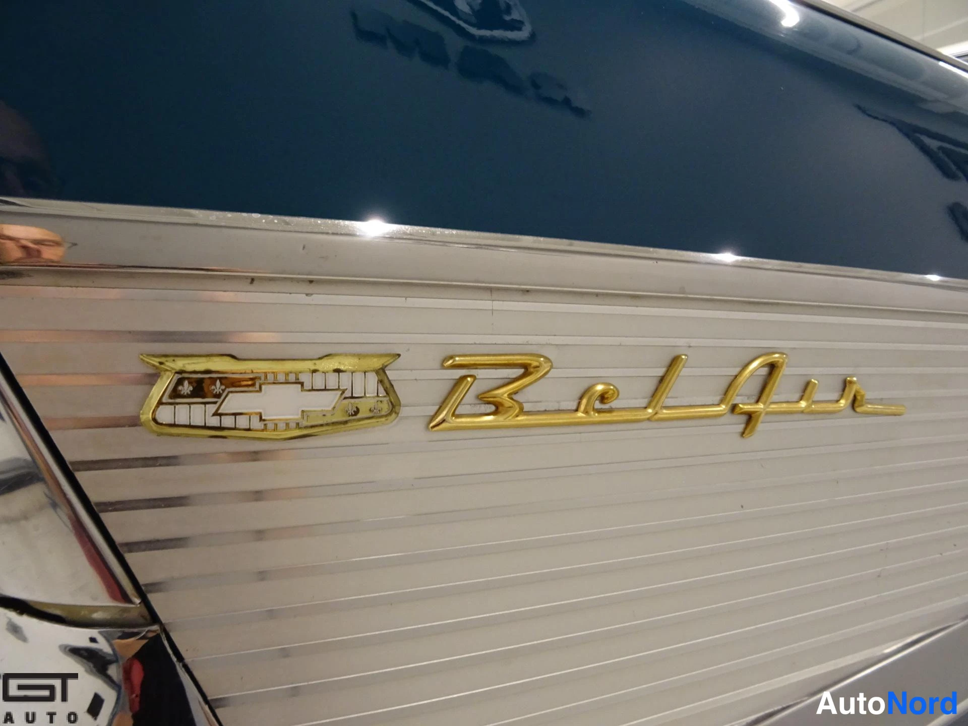 Sininen Chevrolet Bel Air 1957, yksityiskohta, kuva 29