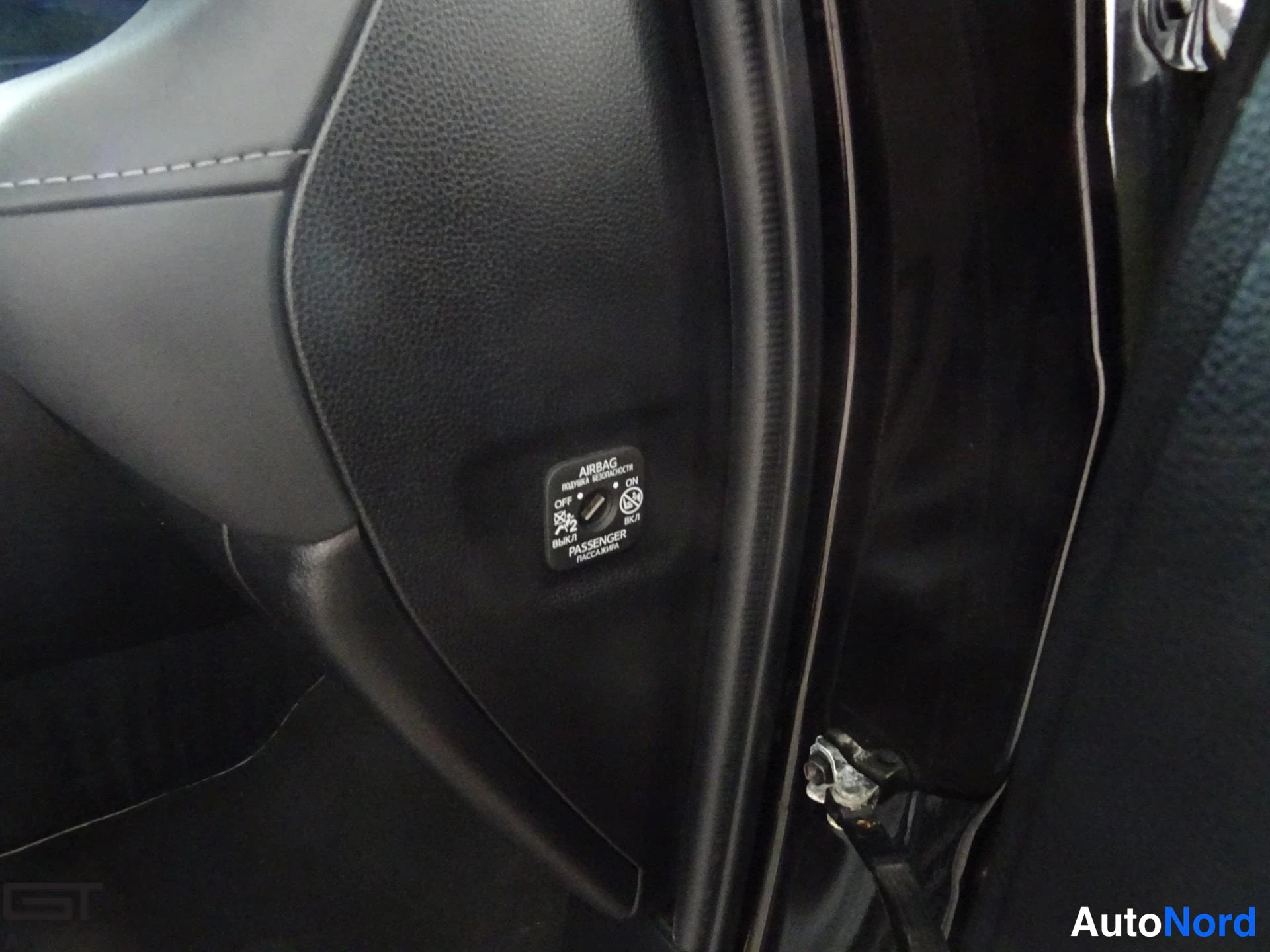 Musta Toyota Highlander 2022, yksityiskohta, kuva 25