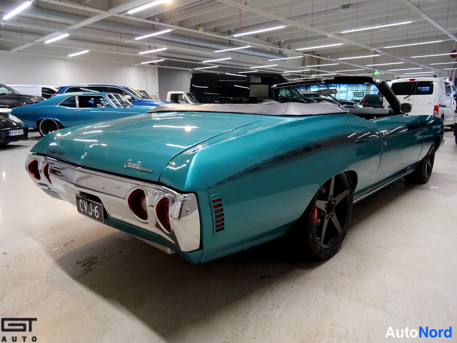 Turkoosi Chevrolet Chevelle 1971, takaviisto, kuva 15