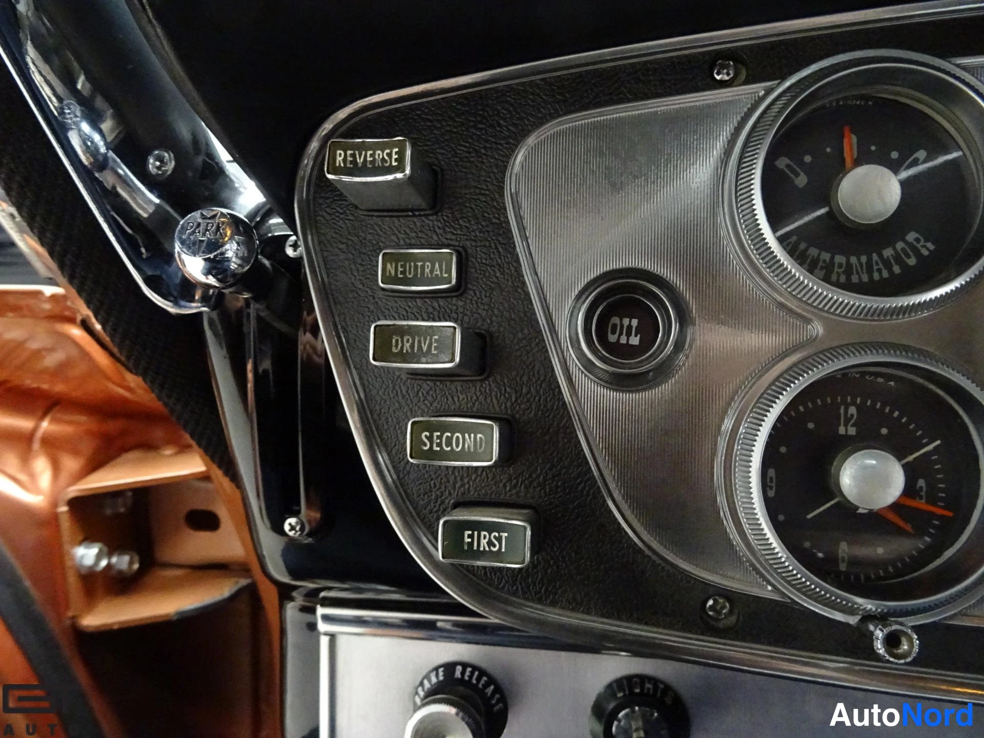 Copper Plymouth Fury 1963, detail, photo 28