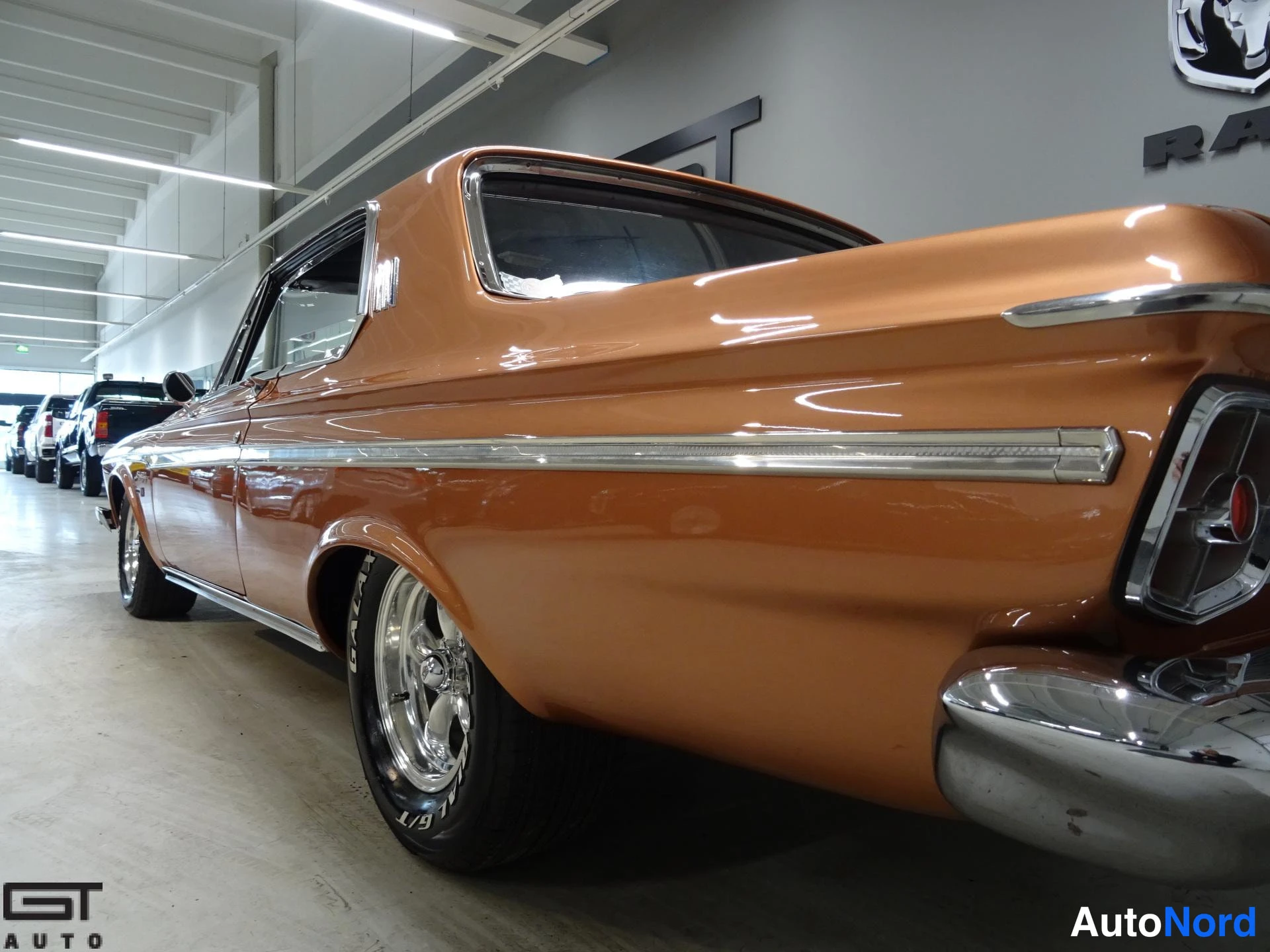 Copper Plymouth Fury 1963, rear three-quarter, photo 8