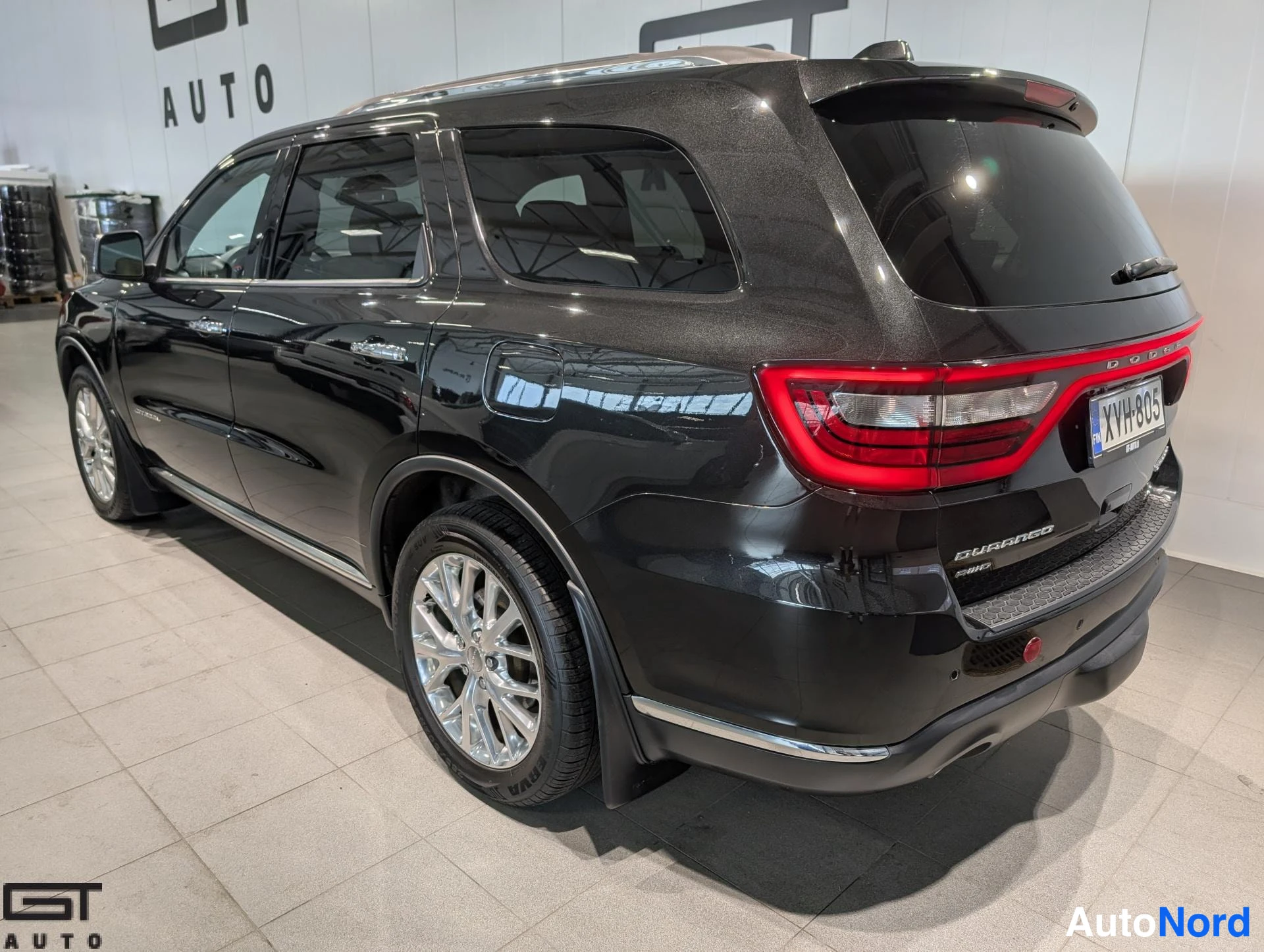 Musta Dodge Durango 2014, takaviisto, kuva 7