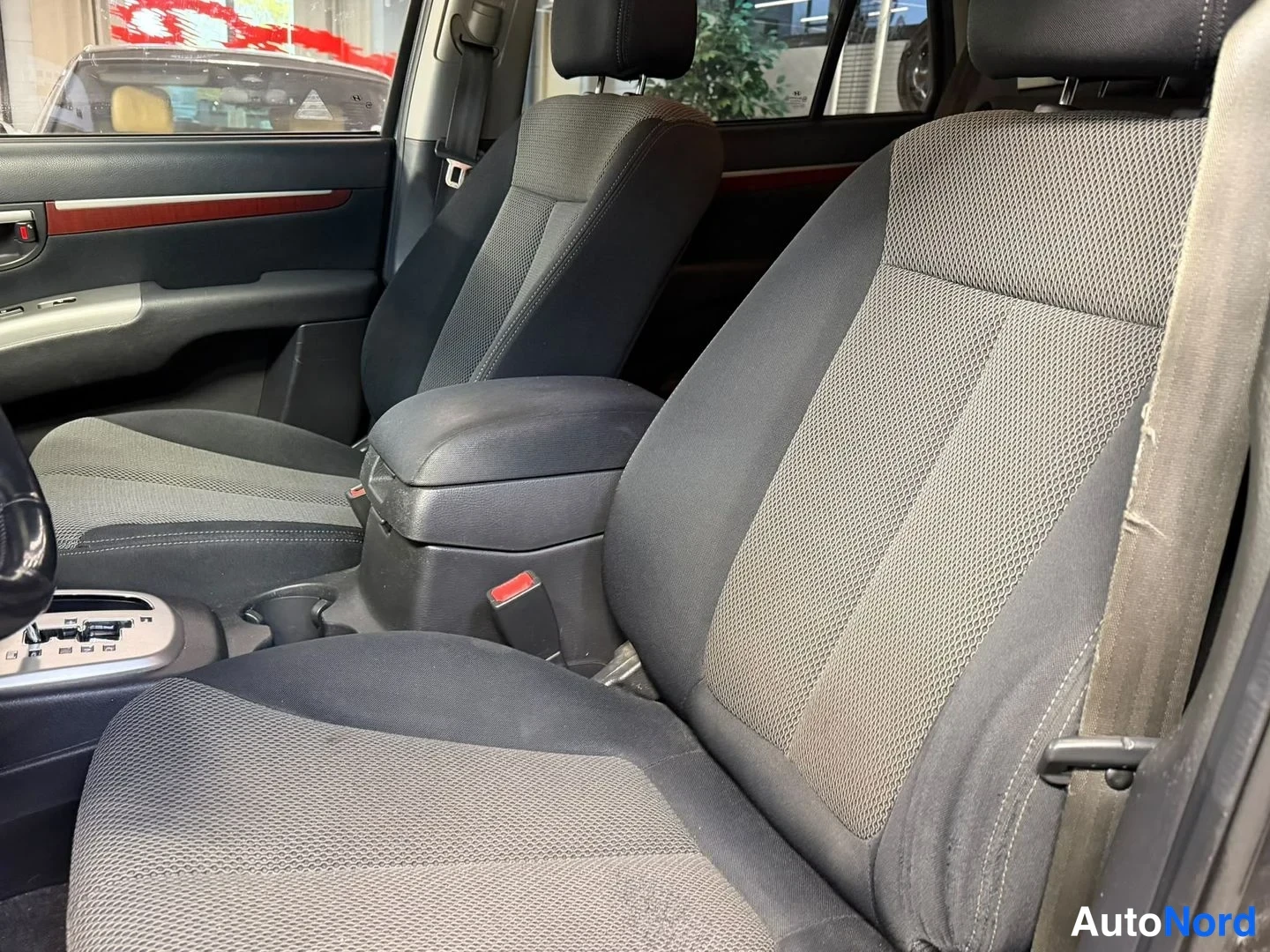Harmaa Hyundai Santa Fe 2006, etuistuimet, kuva 10
