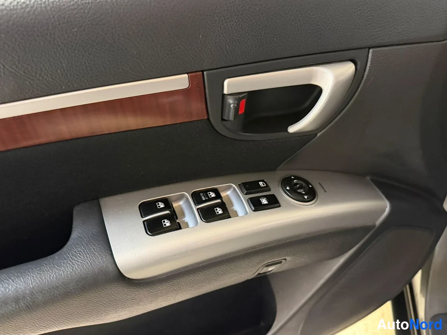 Harmaa Hyundai Santa Fe 2006, yksityiskohta, kuva 13