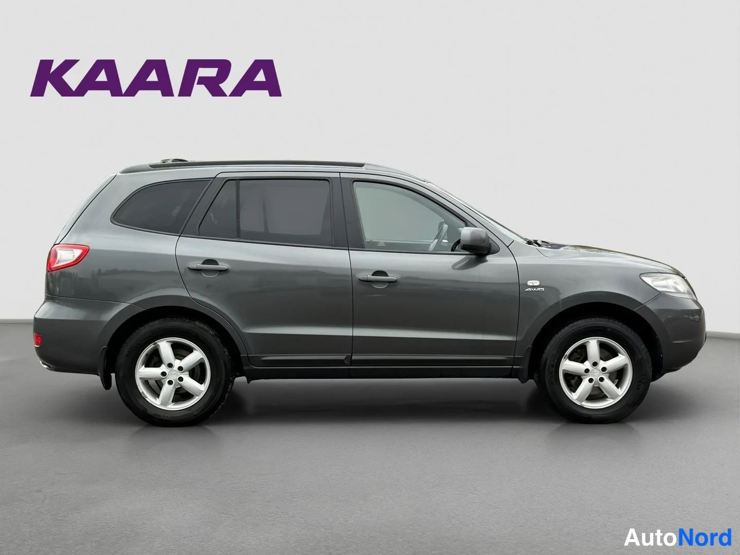 Harmaa Hyundai Santa Fe 2006, sivulta, kuva 4
