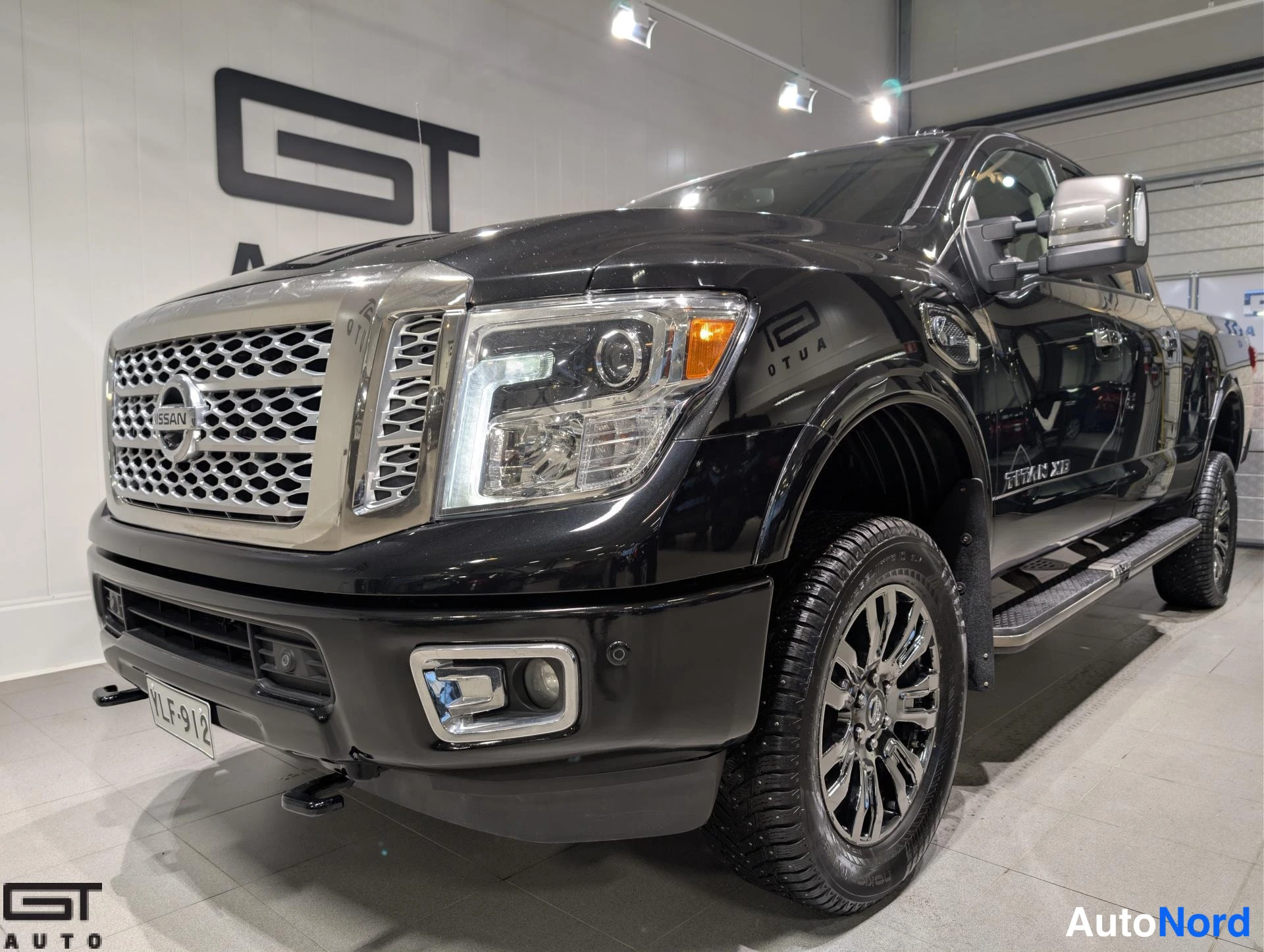 Nissan Titan 2016